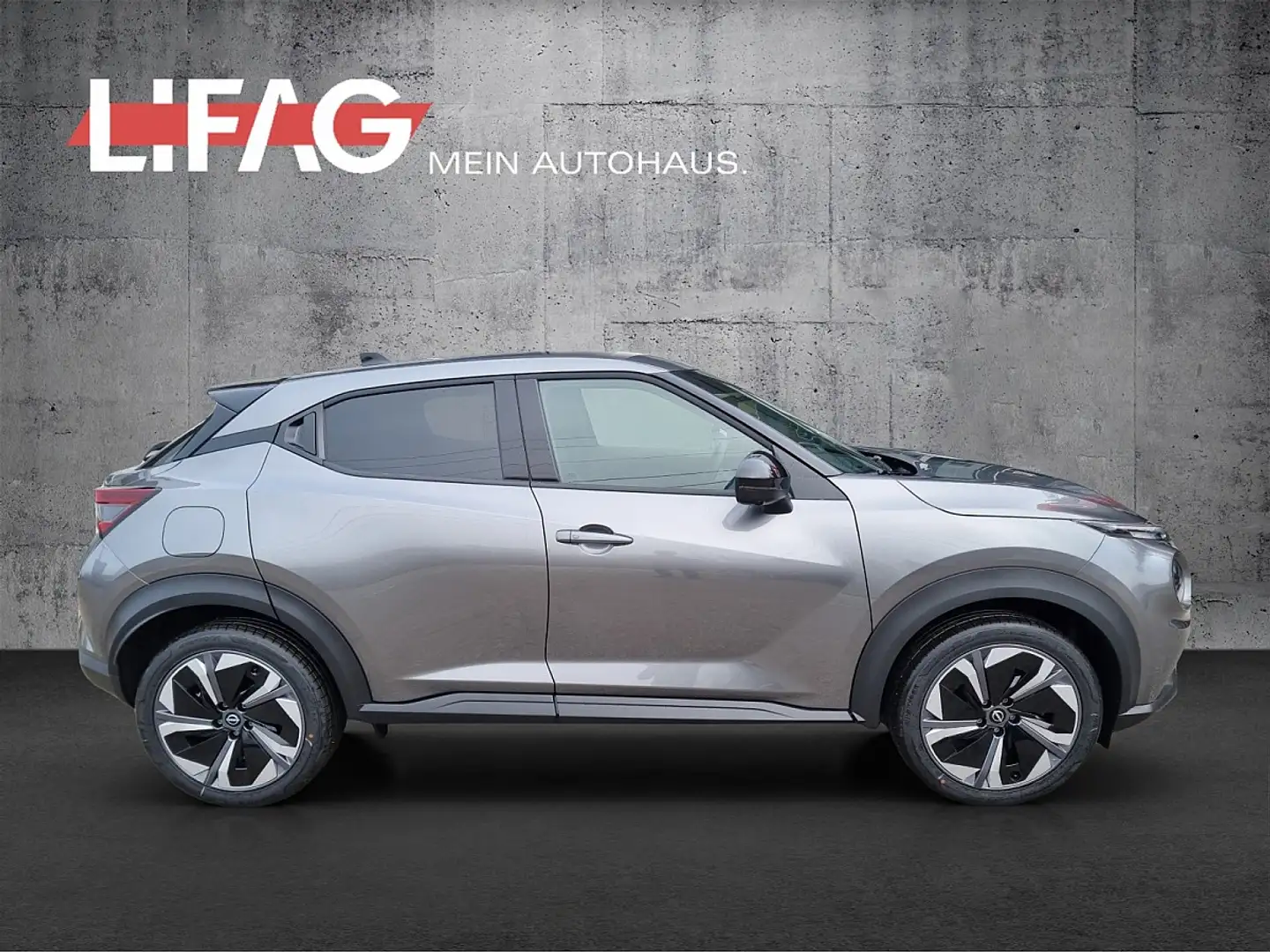 Nissan Juke 1,0 DIG-T N-Connecta+ *ab € 23.990,-* Grau - 2