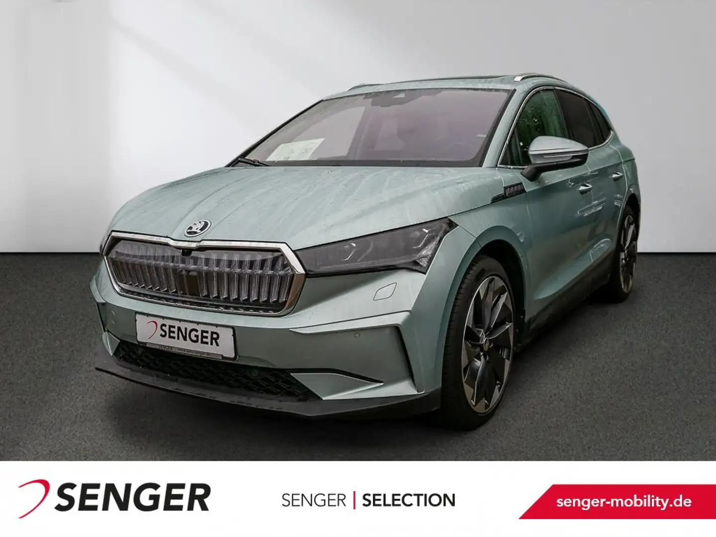 Skoda Enyaq 80 x Suite Nav Matrix Pano AHK Wärmep Argent - 1