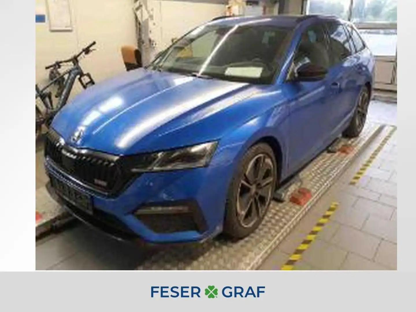 Skoda Octavia RS Combi 2.0 TDI DSG Navi LED Kamera HUD Blau - 1