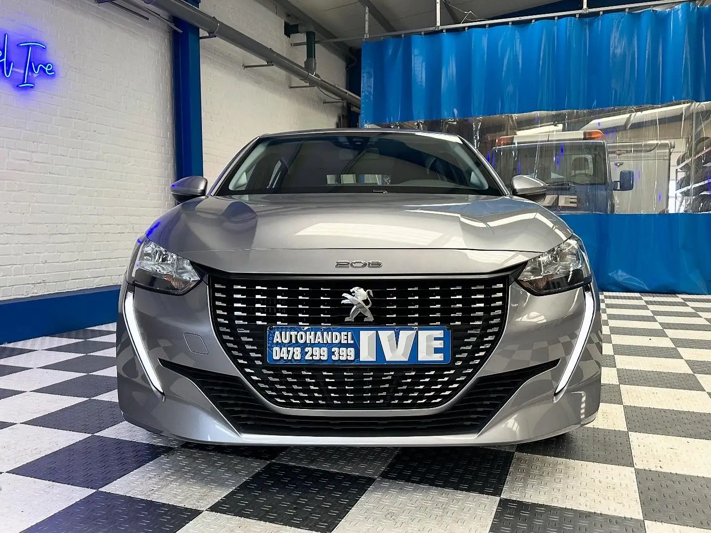 Peugeot 208 208 PureTech 100 **apple android** Grijs - 2