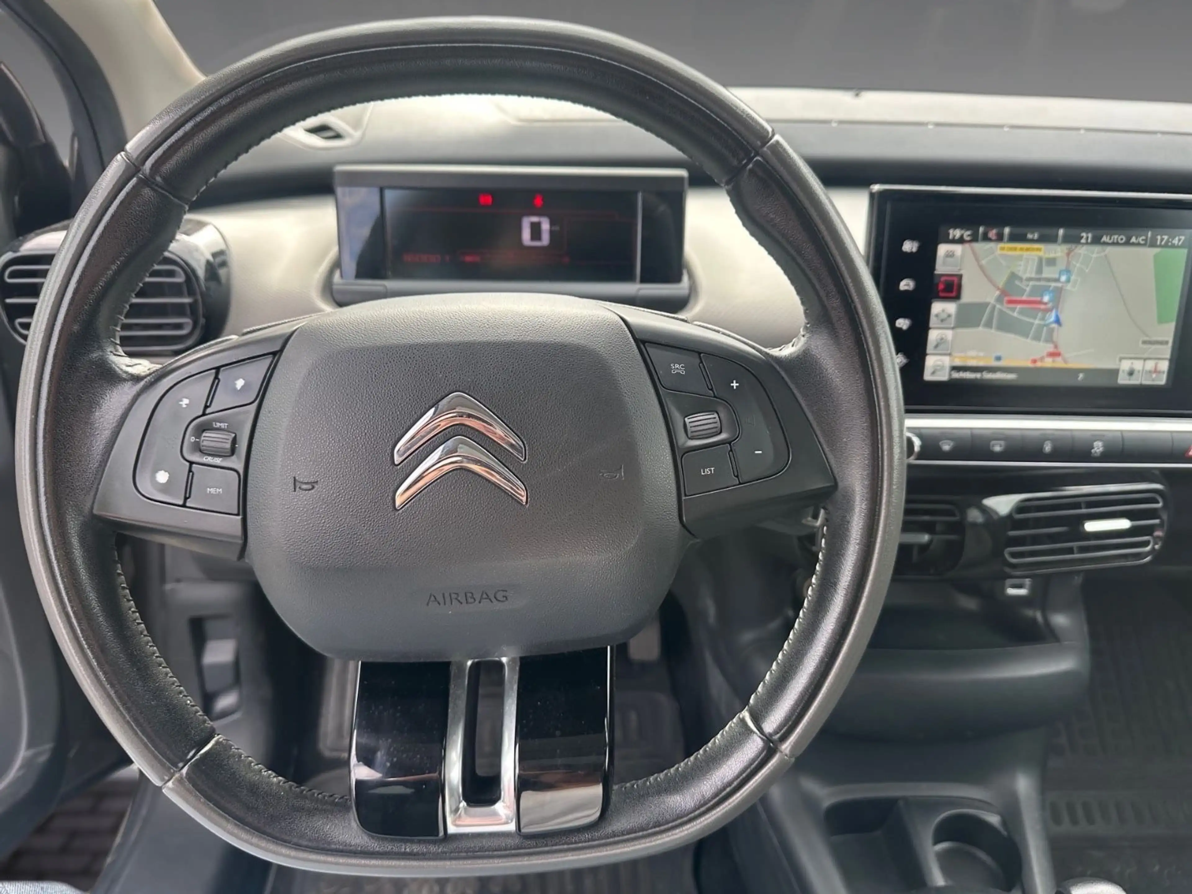 Citroen C4 Cactus Shine Navi Kamera — photo 9