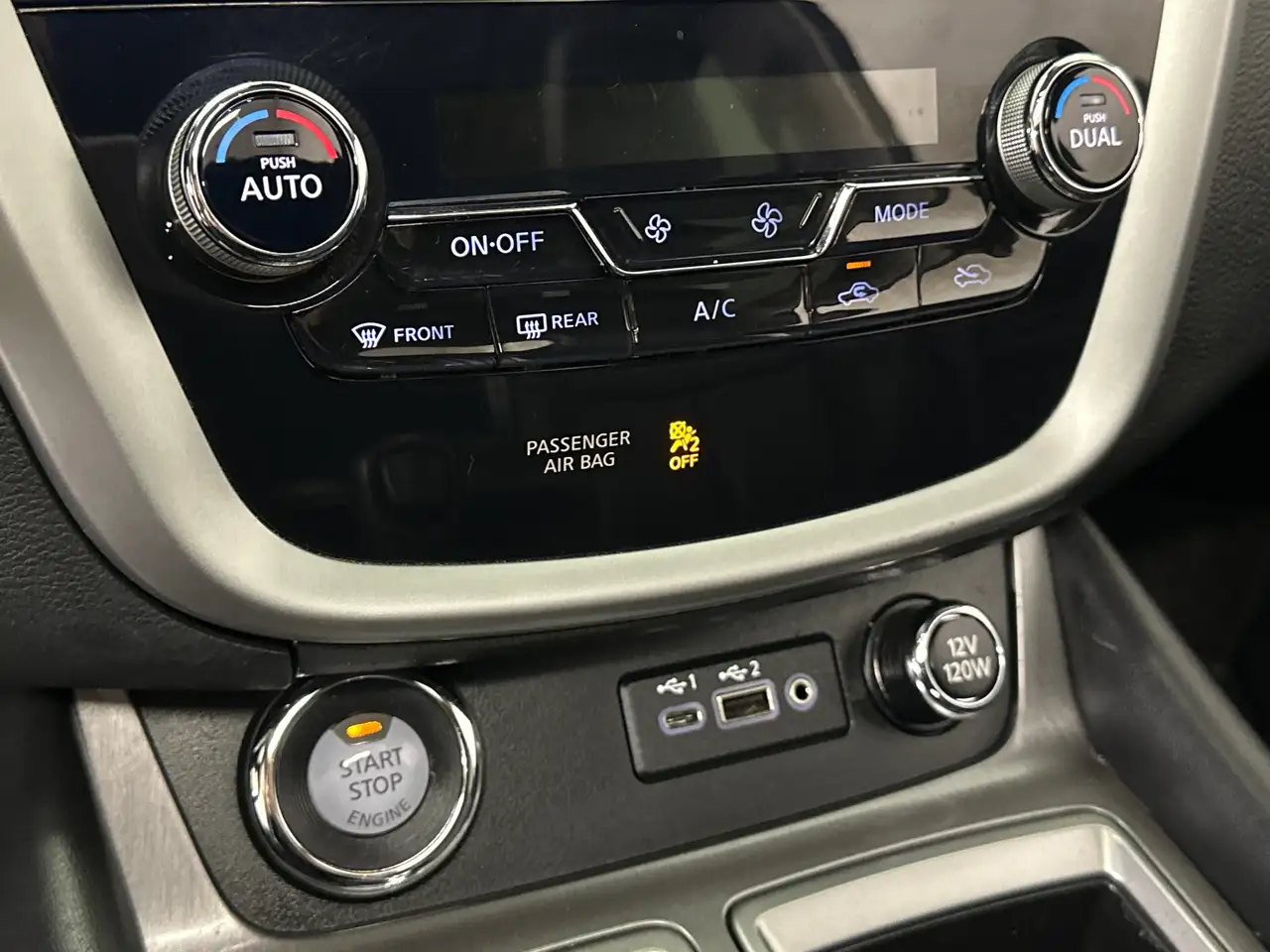 Nissan Murano снимка Nissan Murano