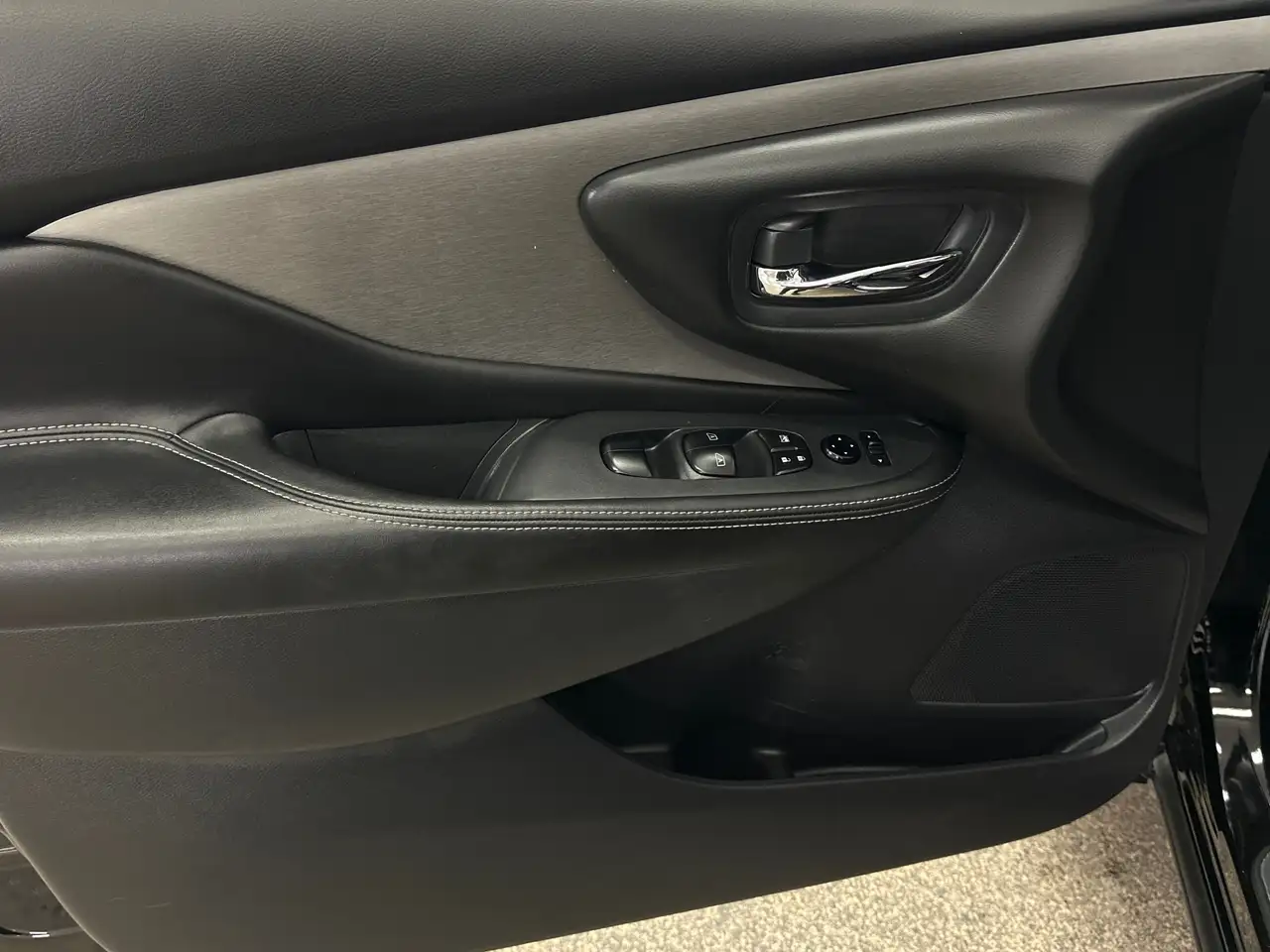 Nissan Murano снимка Nissan Murano