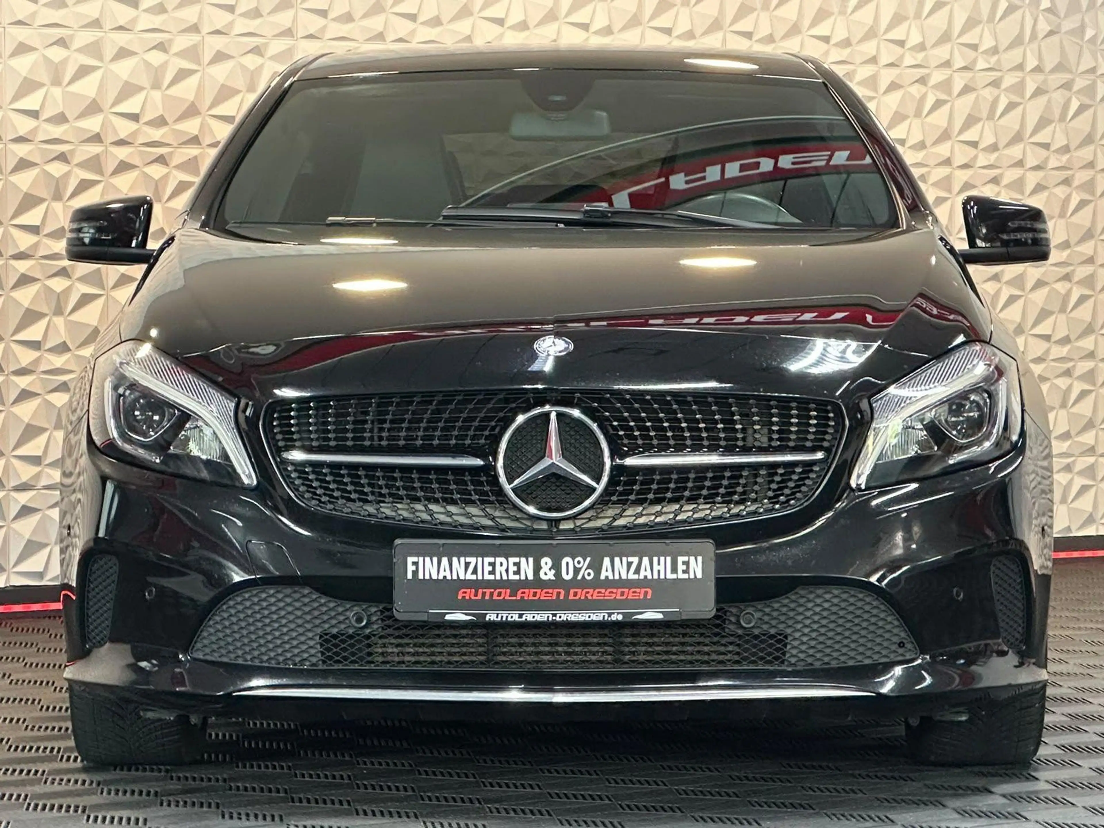 Mercedes-Benz A 160 A160 STYLE LED#SHZ#TEMP#PDC#NAV#KLIMA#DYN.SELECT — photo 3