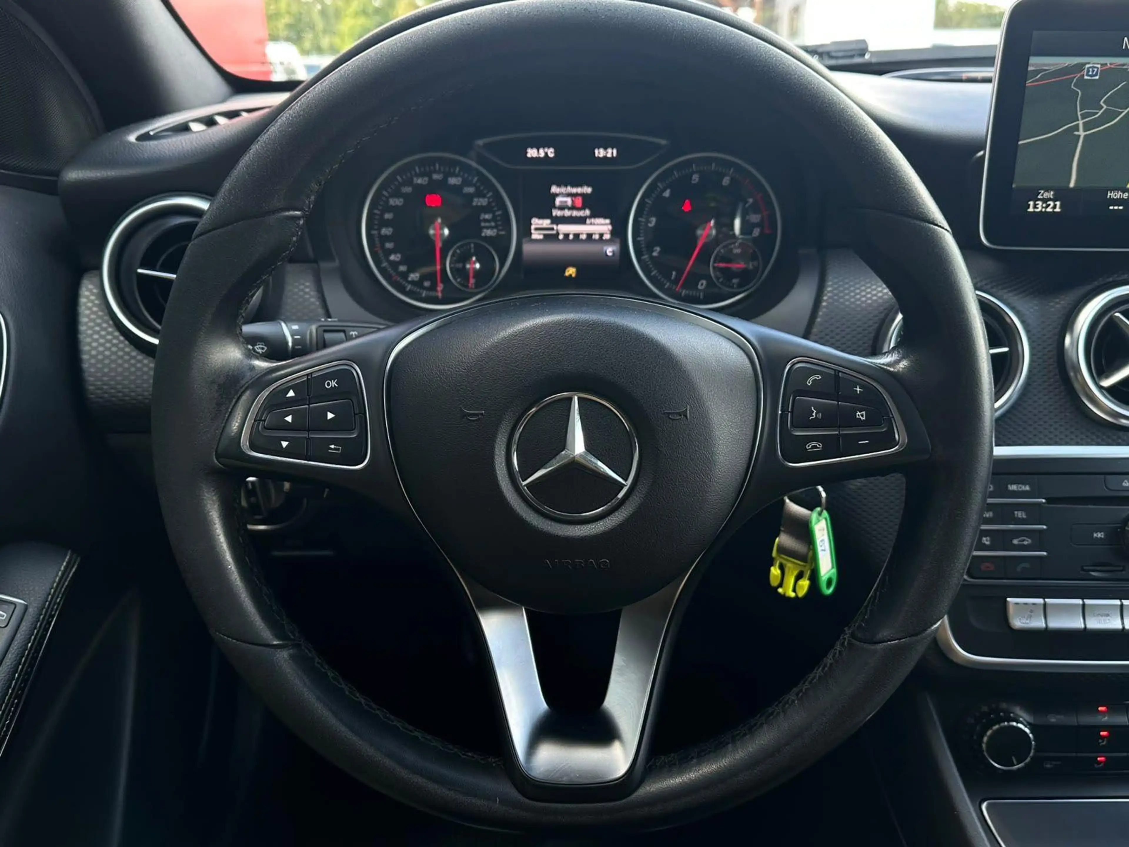 Mercedes-Benz A 160 A160 STYLE LED#SHZ#TEMP#PDC#NAV#KLIMA#DYN.SELECT — photo 14