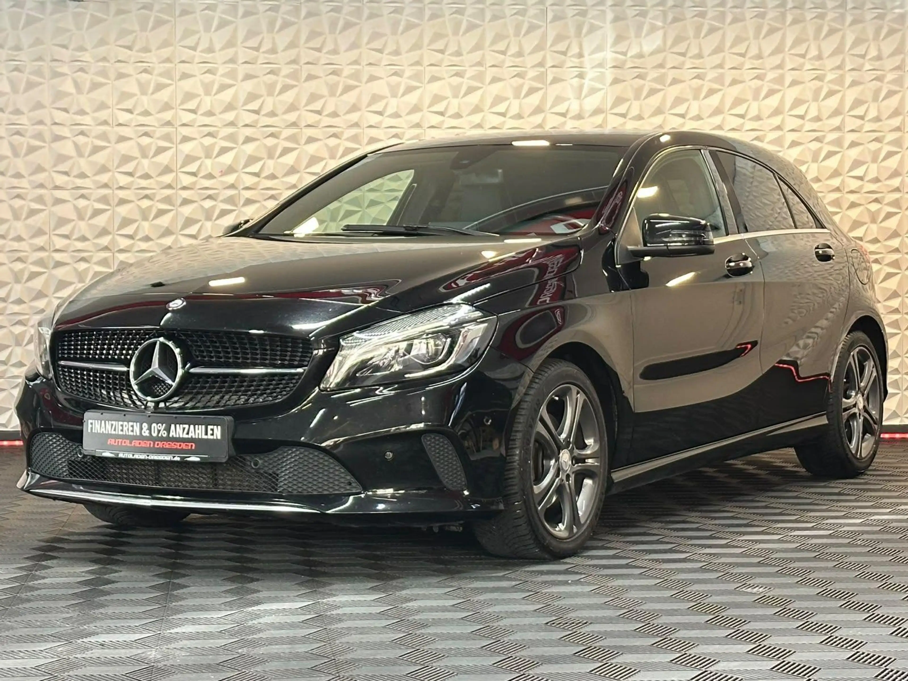 Mercedes-Benz A 160 A160 STYLE LED#SHZ#TEMP#PDC#NAV#KLIMA#DYN.SELECT — photo 4