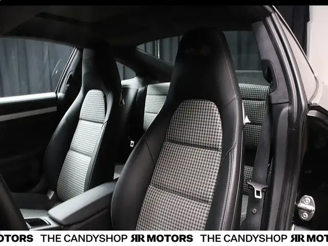 Porsche 911 Carrera S Coupé 50 Jahre  *SONDERMODELL* Ansicht 14