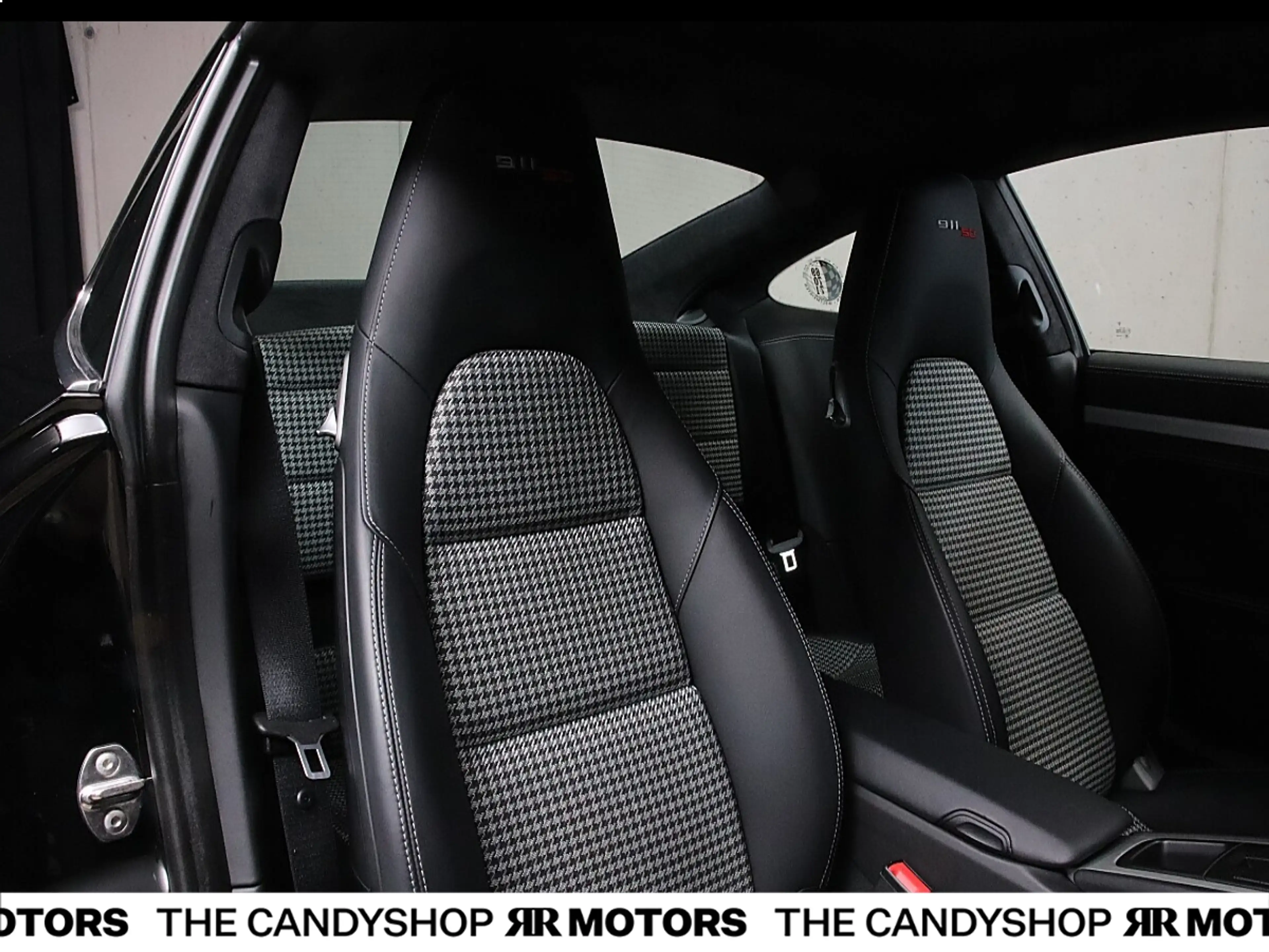 Porsche 911 Carrera S Coupé 50 Jahre *SONDERMODELL* — photo 15
