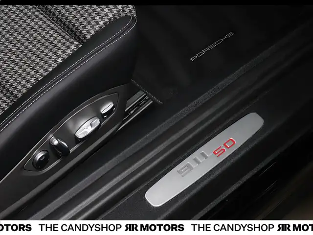 Porsche 911 Carrera S Coupé 50 Jahre  *SONDERMODELL* Ansicht 16
