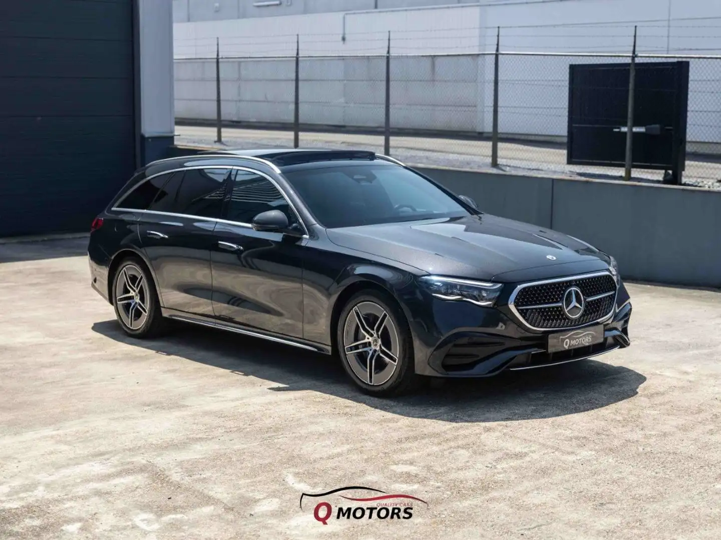 Mercedes-Benz E 300 Break PHEV AMG-NEWMODEL-LED-360-PANO-DISTR Gris - 2