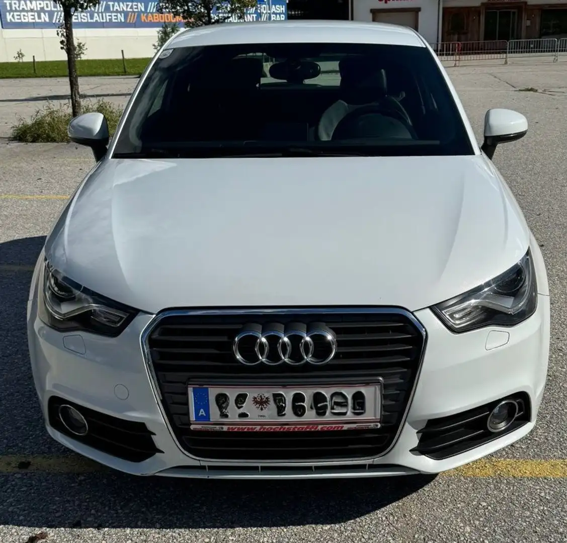 Audi A1 S-Line Weiß - 1