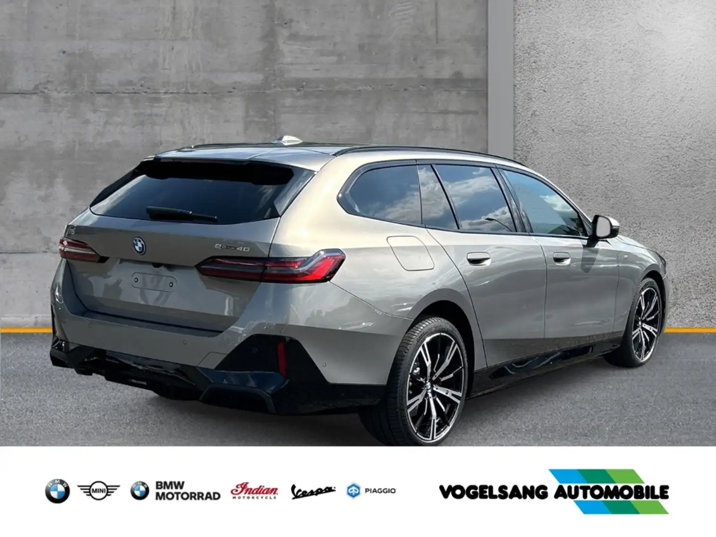 BMW i5 40 eDrive Touring Dienstwagenbesteuerung 0,25% M S Grigio - 2