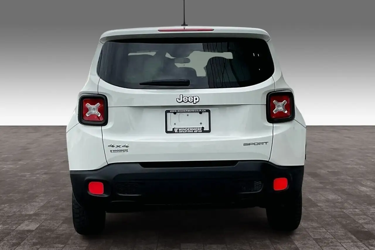 Jeep Renegade photo Jeep Renegade