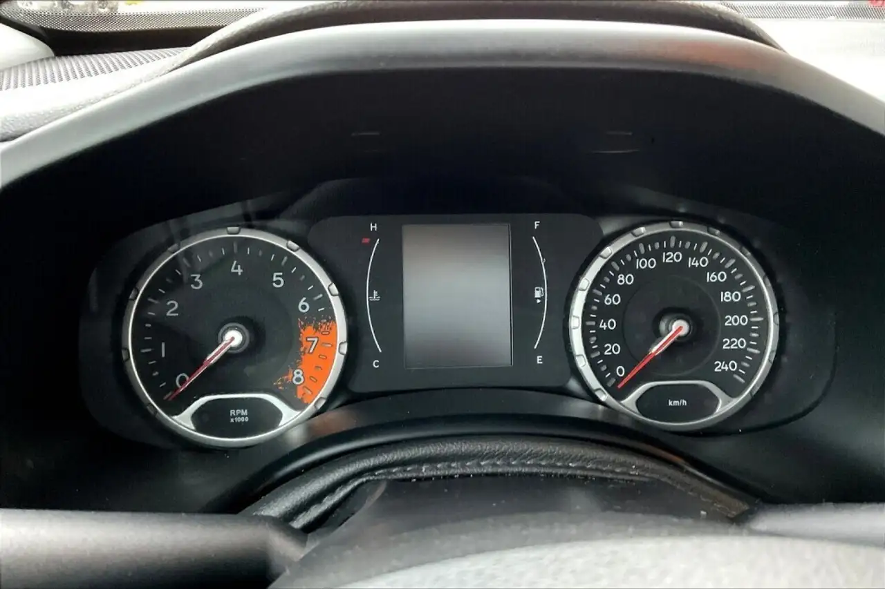 Jeep Renegade photo Jeep Renegade