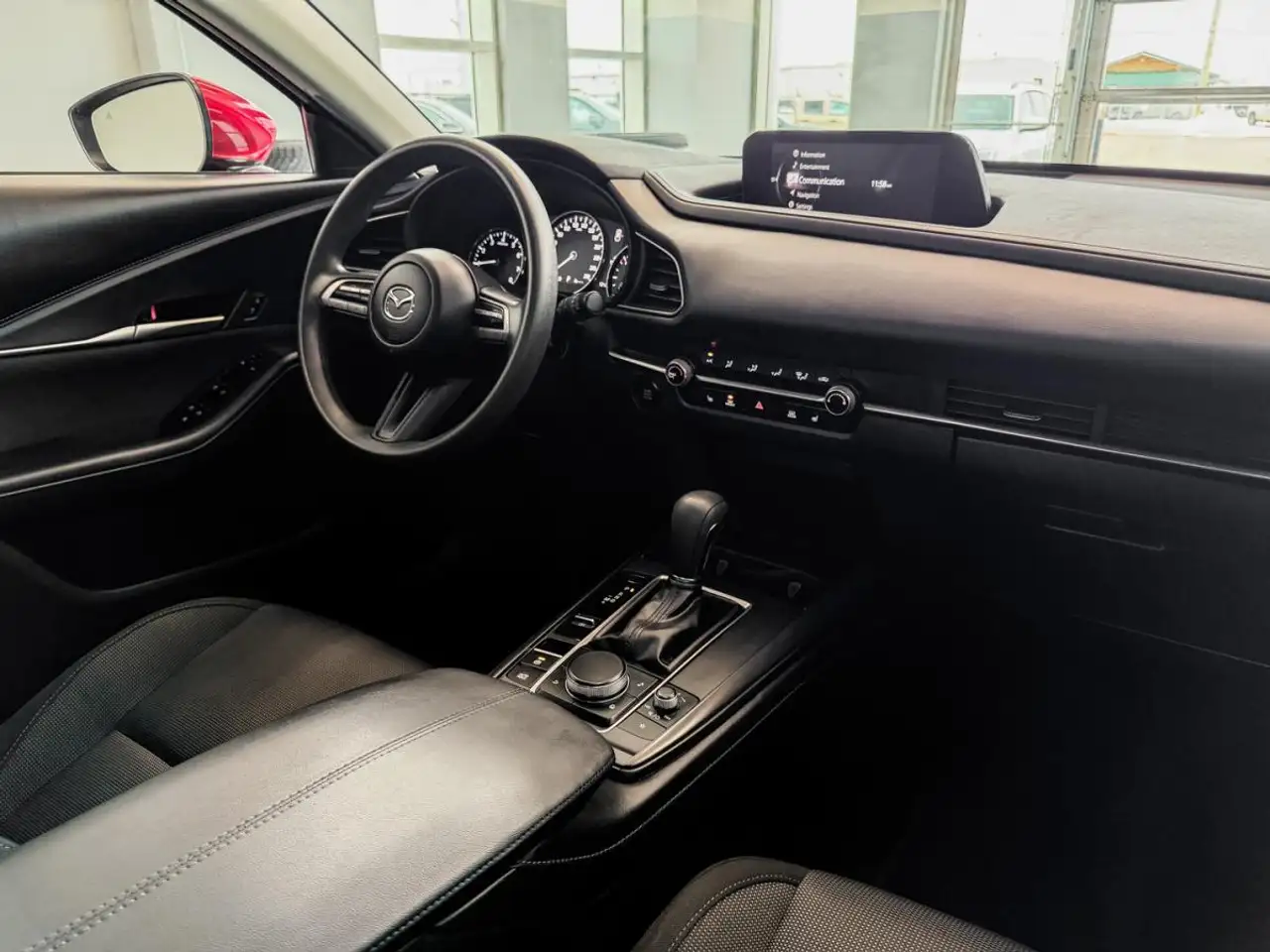 Mazda CX-30 снимка Mazda CX-30