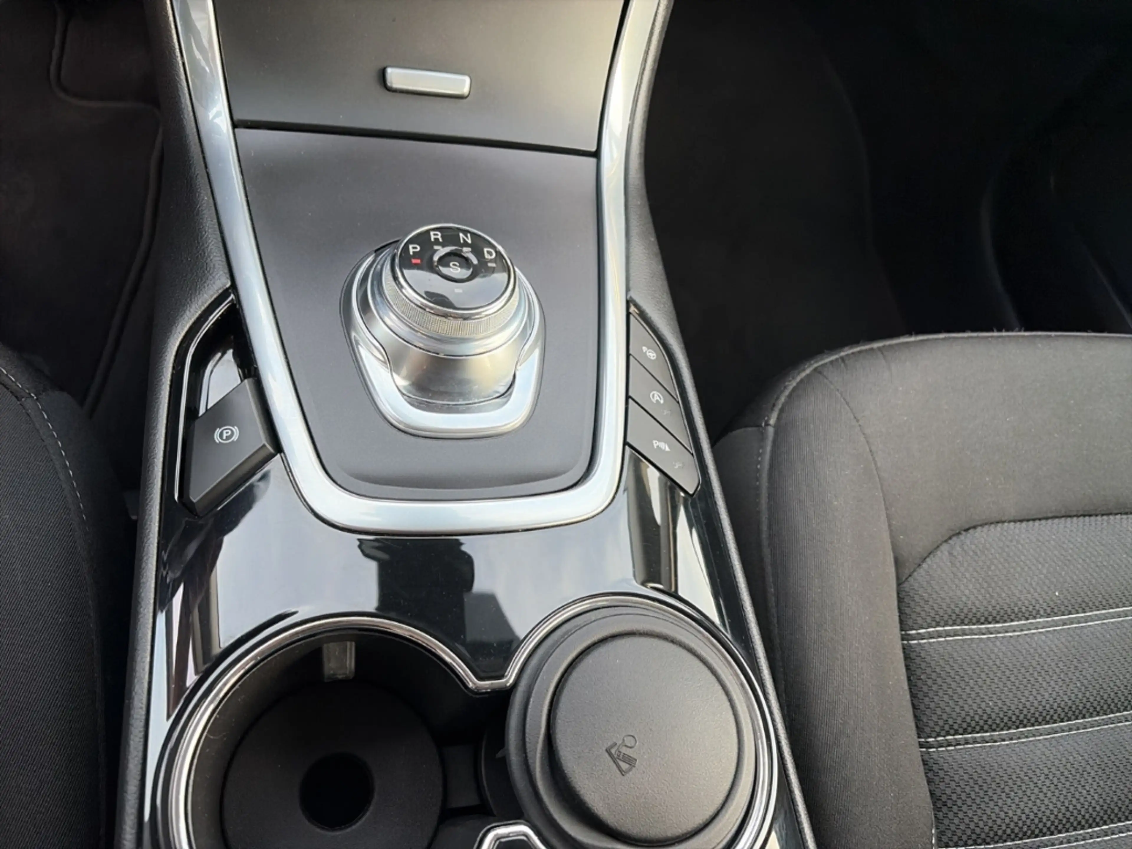 Ford Galaxy Titanium 7-Sitze Navi Memory Sitze LED Blendfreies — photo 11