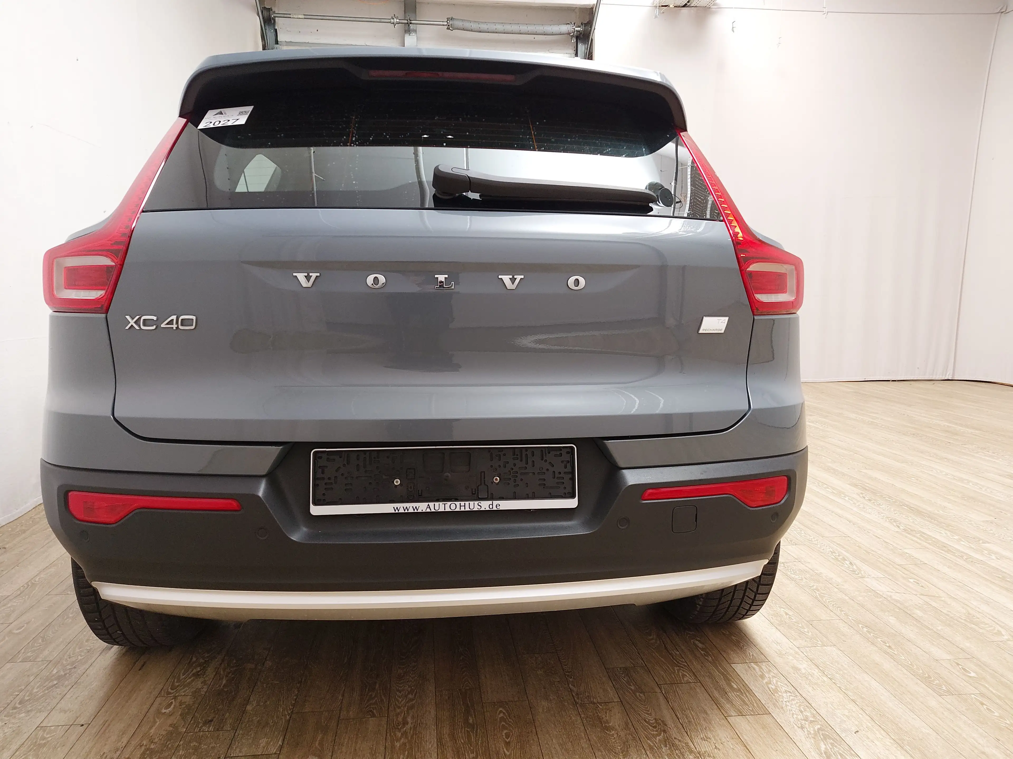 Volvo XC40 T4 Recharge Core Navi LED RFK SHZ — photo 14