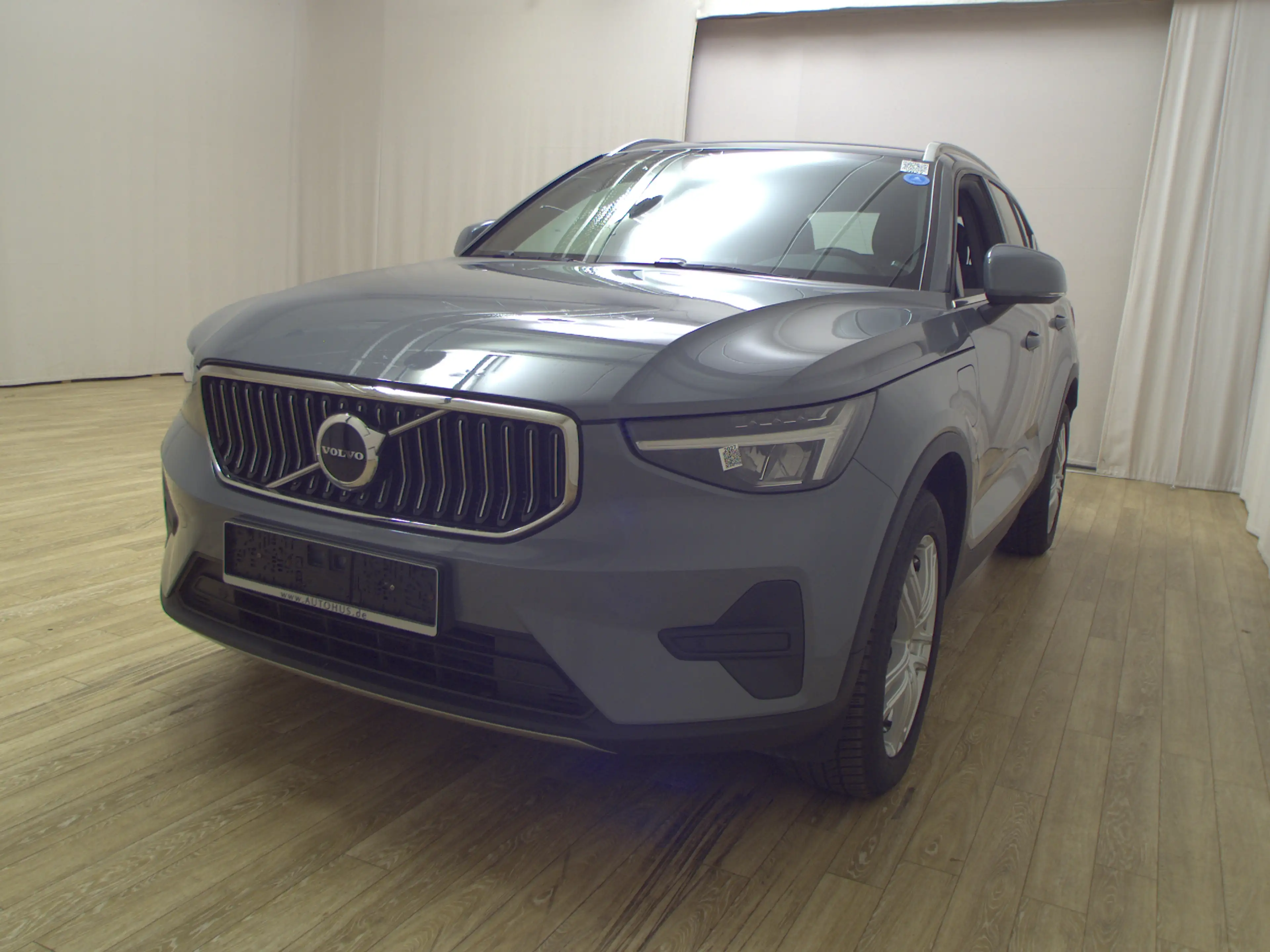 Volvo XC40 T4 Recharge Core Navi LED RFK SHZ — photo 2