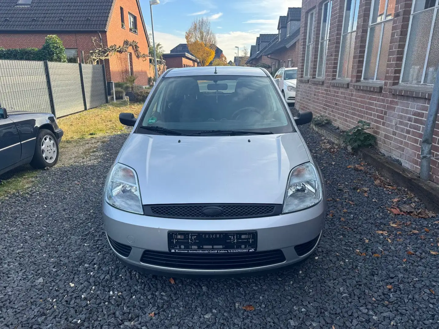 Ford Fiesta Viva X Klimaanlage, Sehr gepflegt Silber - 1