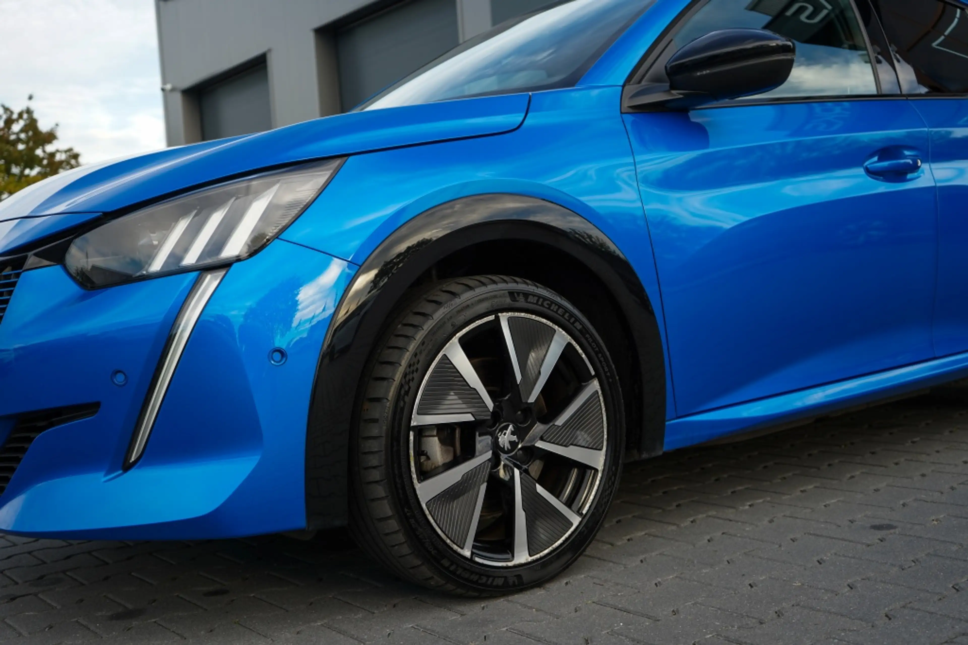 Peugeot e-208 GT Pack 50 kWh | 92,69% SOH | Pano | Stoelverwarmi — photo 15