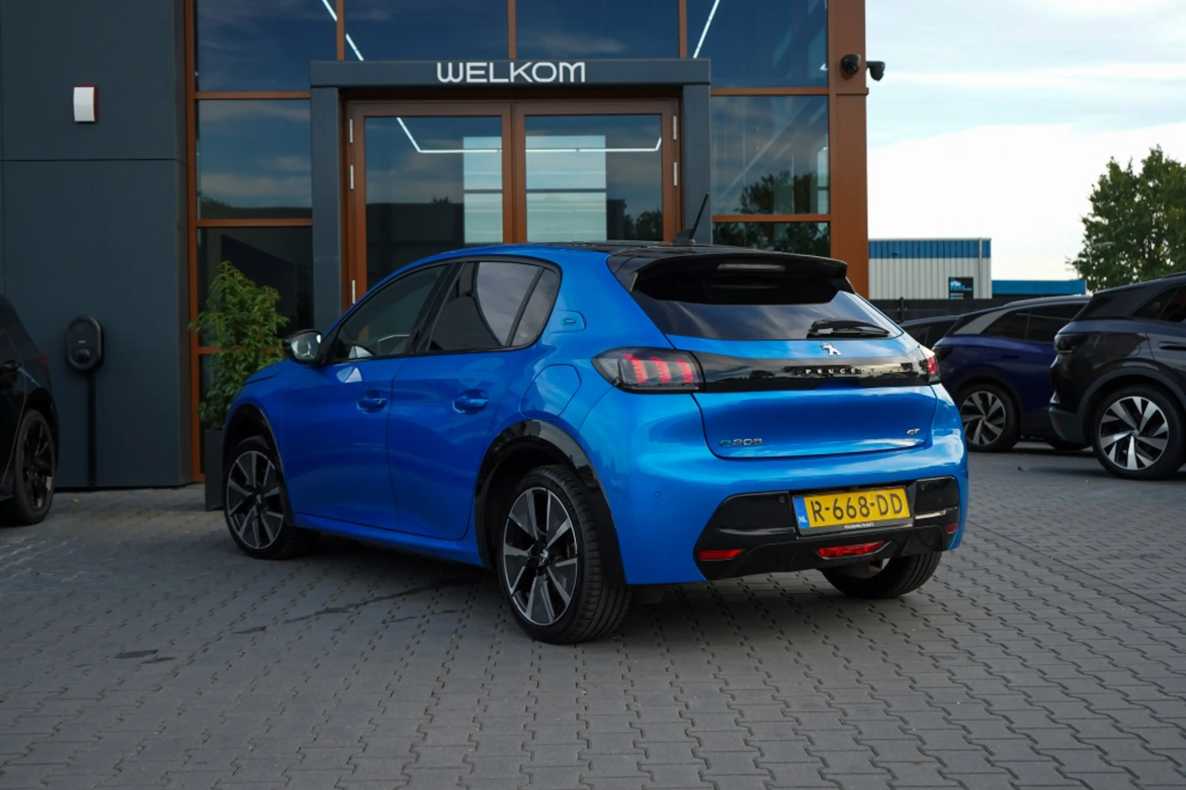 Peugeot e-208 GT Pack 50 kWh | 92,69% SOH | Pano | Stoelverwarmi — photo 3
