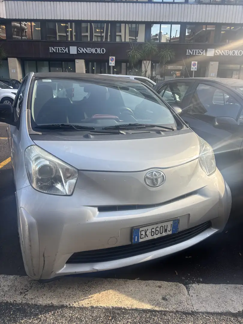Toyota iQ 1.0 cvt (multidrive) E5 - 1