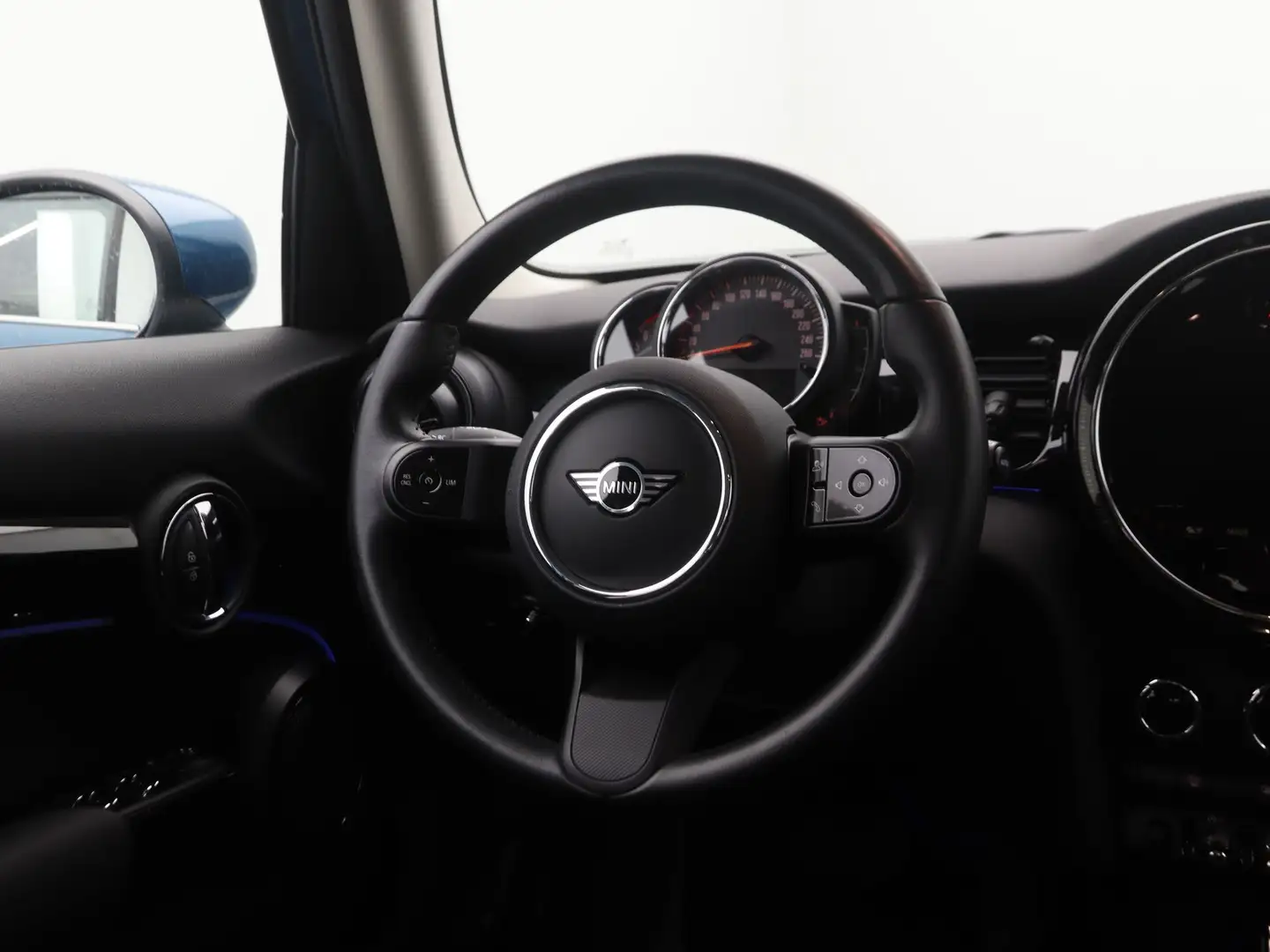 MINI Cooper 5-deurs Classic Aut Bleu - 2