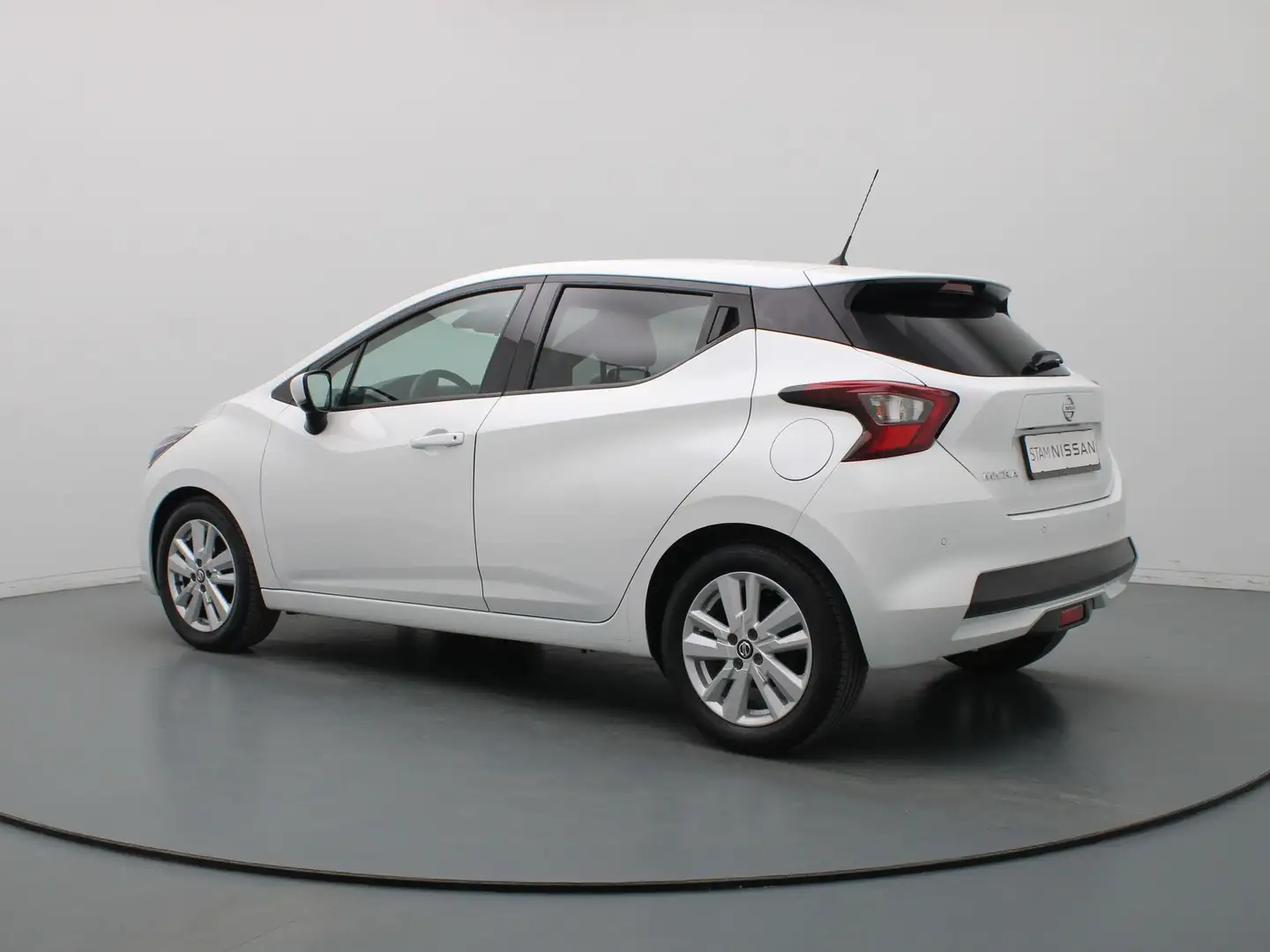Nissan Micra 100pk IG-T N-Connecta Airco | Camera | Cruise | Na Wit - 2