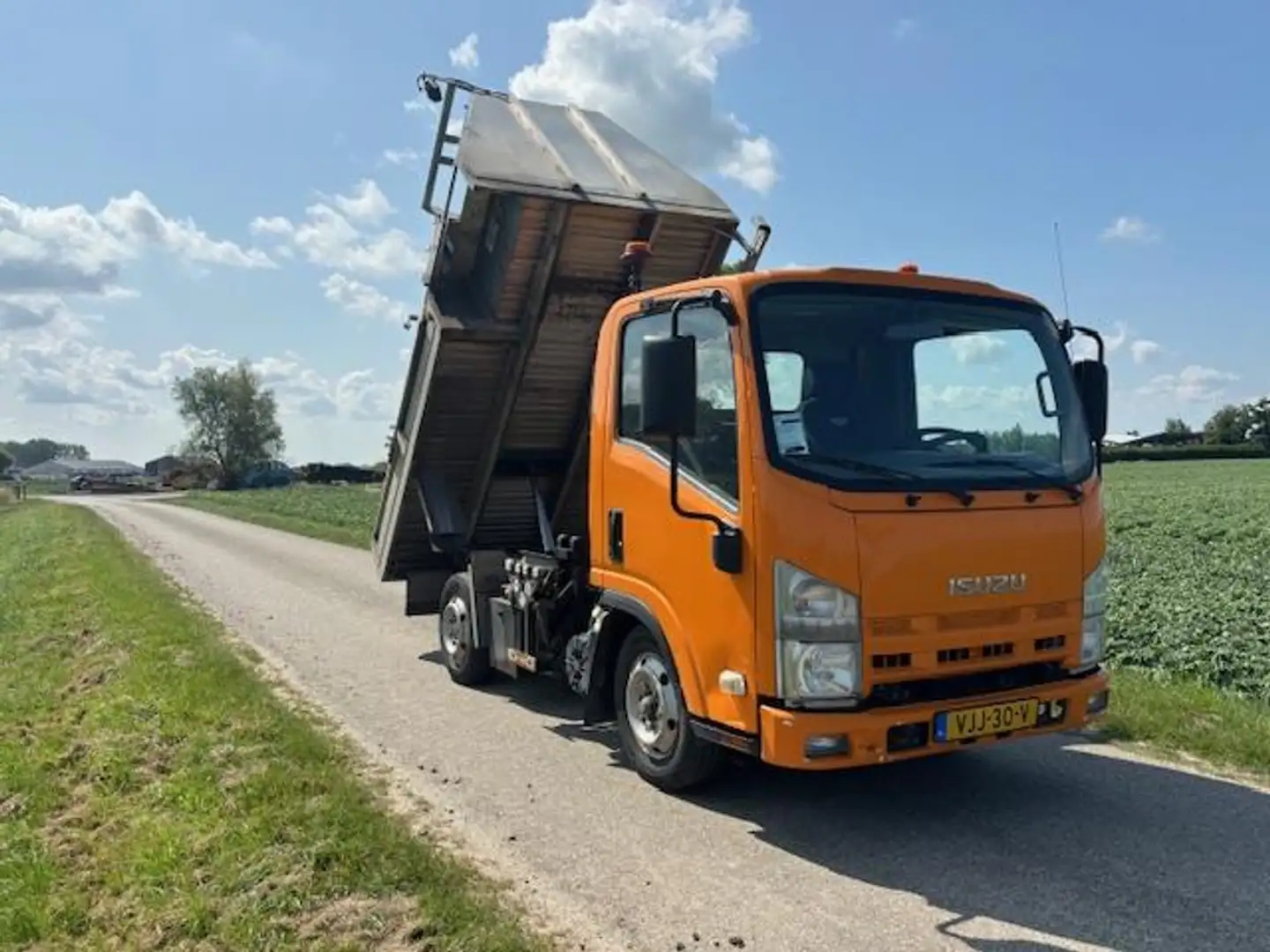 Isuzu N-serie NLR 85 AL E Oranje - 1