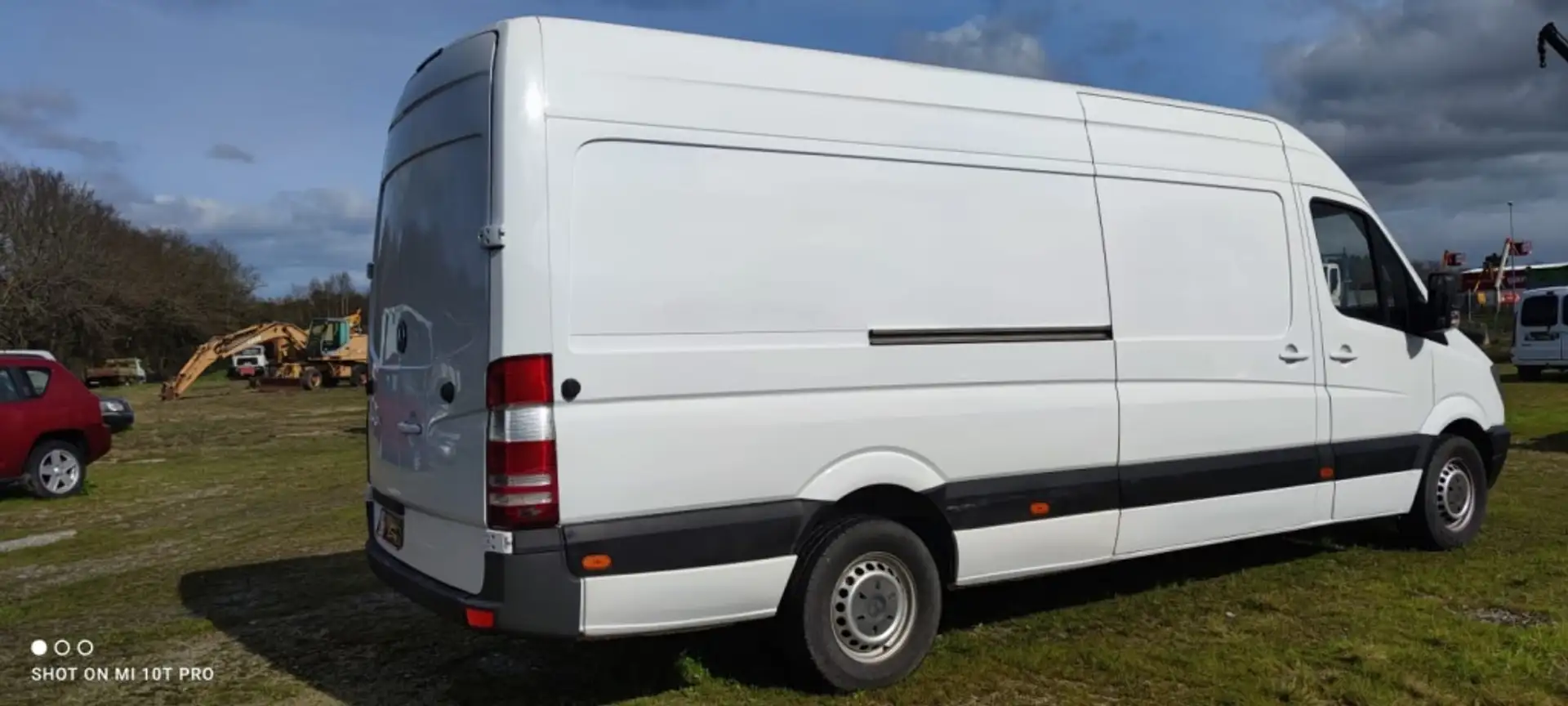 Mercedes-Benz Sprinter Furgón 319CDI Largo T.E. Weiß - 1