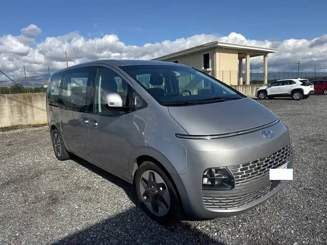 Hyundai STARIA Staria 2.2 Wagon 2wd auto 9 POSTI