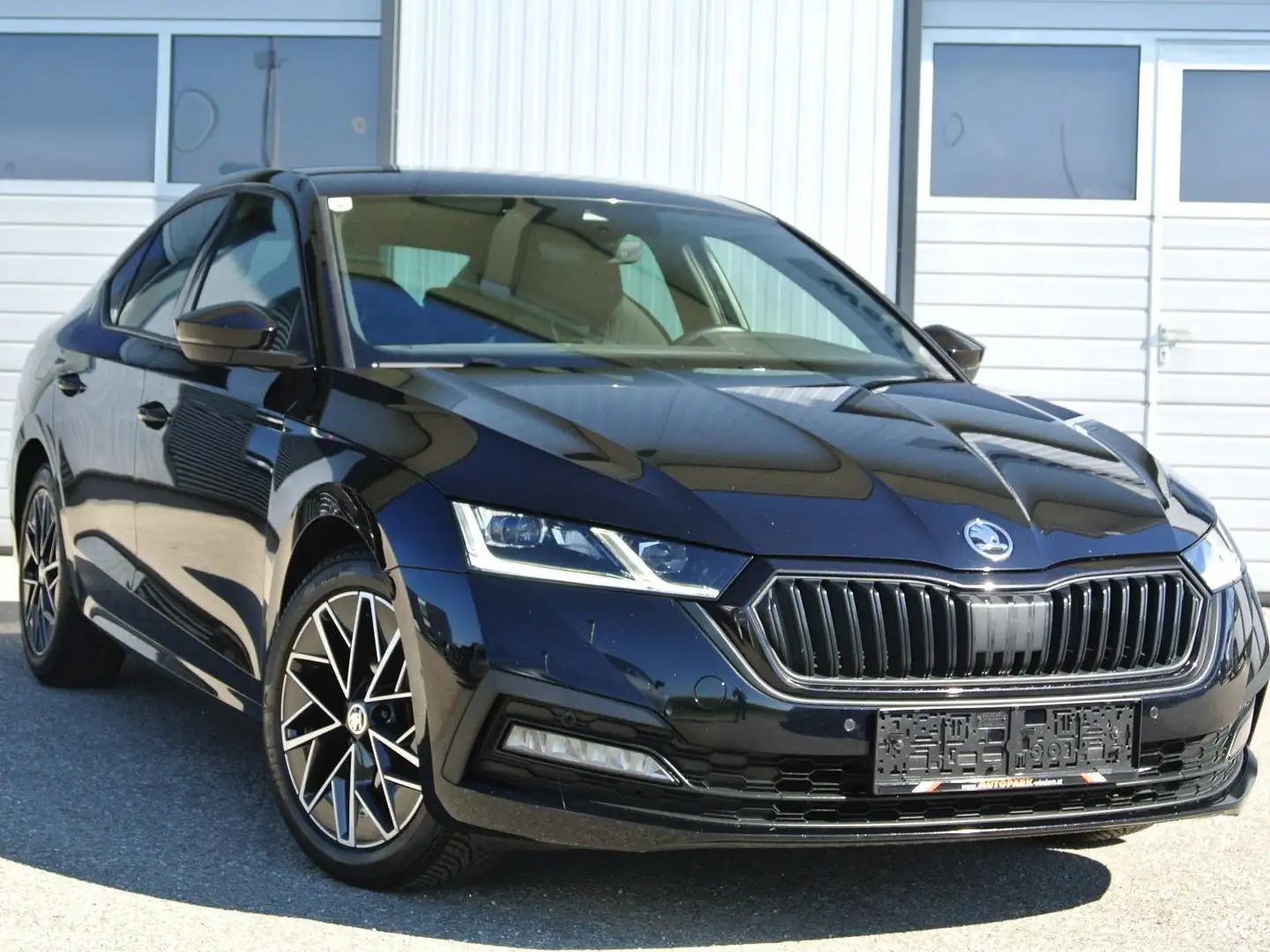 Skoda Octavia Lim. 1.5 TSI Sportline * virt. Cockpit * LED* NAVI Noir - 1