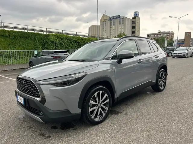 Toyota Corolla Cross 1.8H (140 CV) E-CVT Trend 2WD