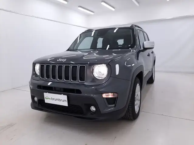 Jeep Renegade view 9