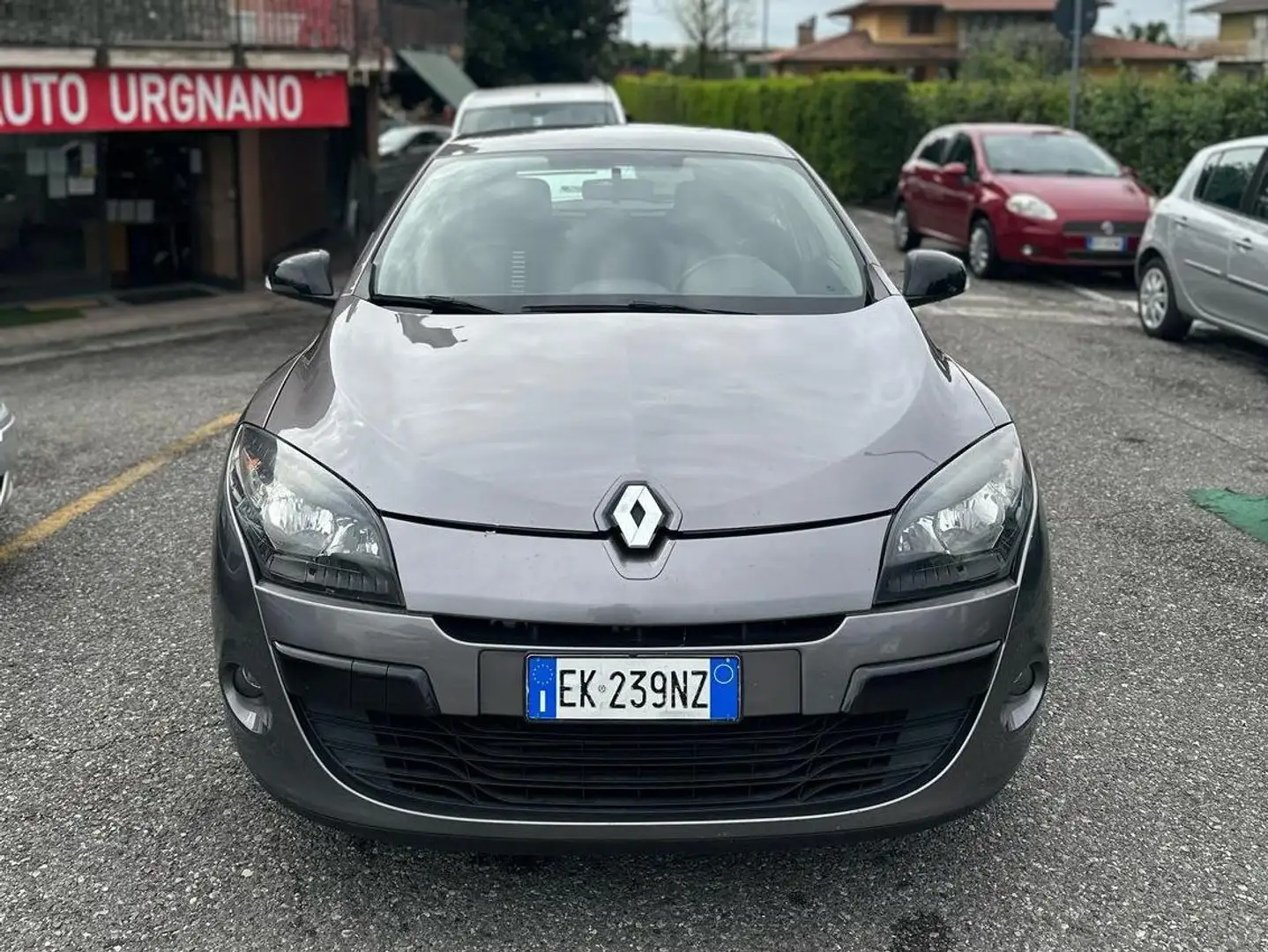 Renault Megane Megane SporTour 1.5 dci Gt Line *C.D. FATTA* Gris - 2