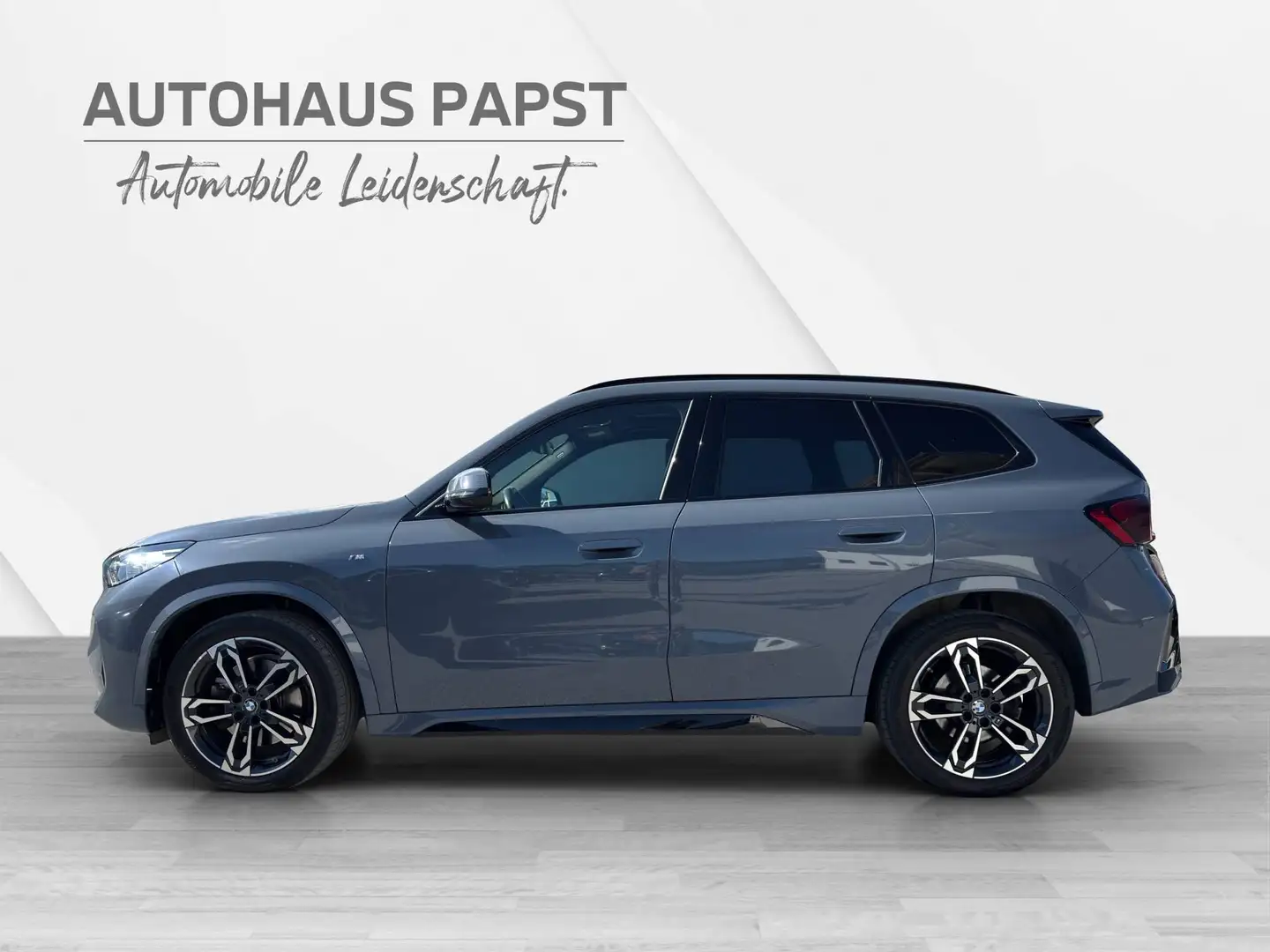BMW X1 *** M-SPORT *** NP € 67.740 *** !! 8 PAKETE !! Grau - 2