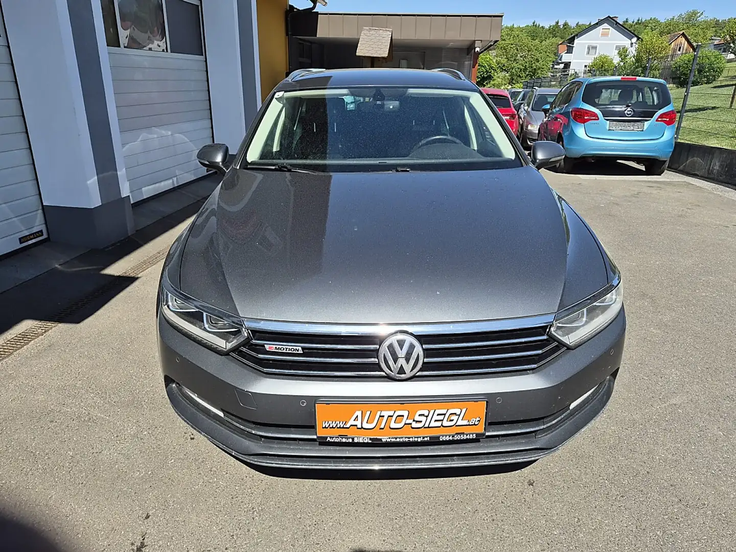 Volkswagen Passat Highline 2,0 TDI 4Motion Grau - 2