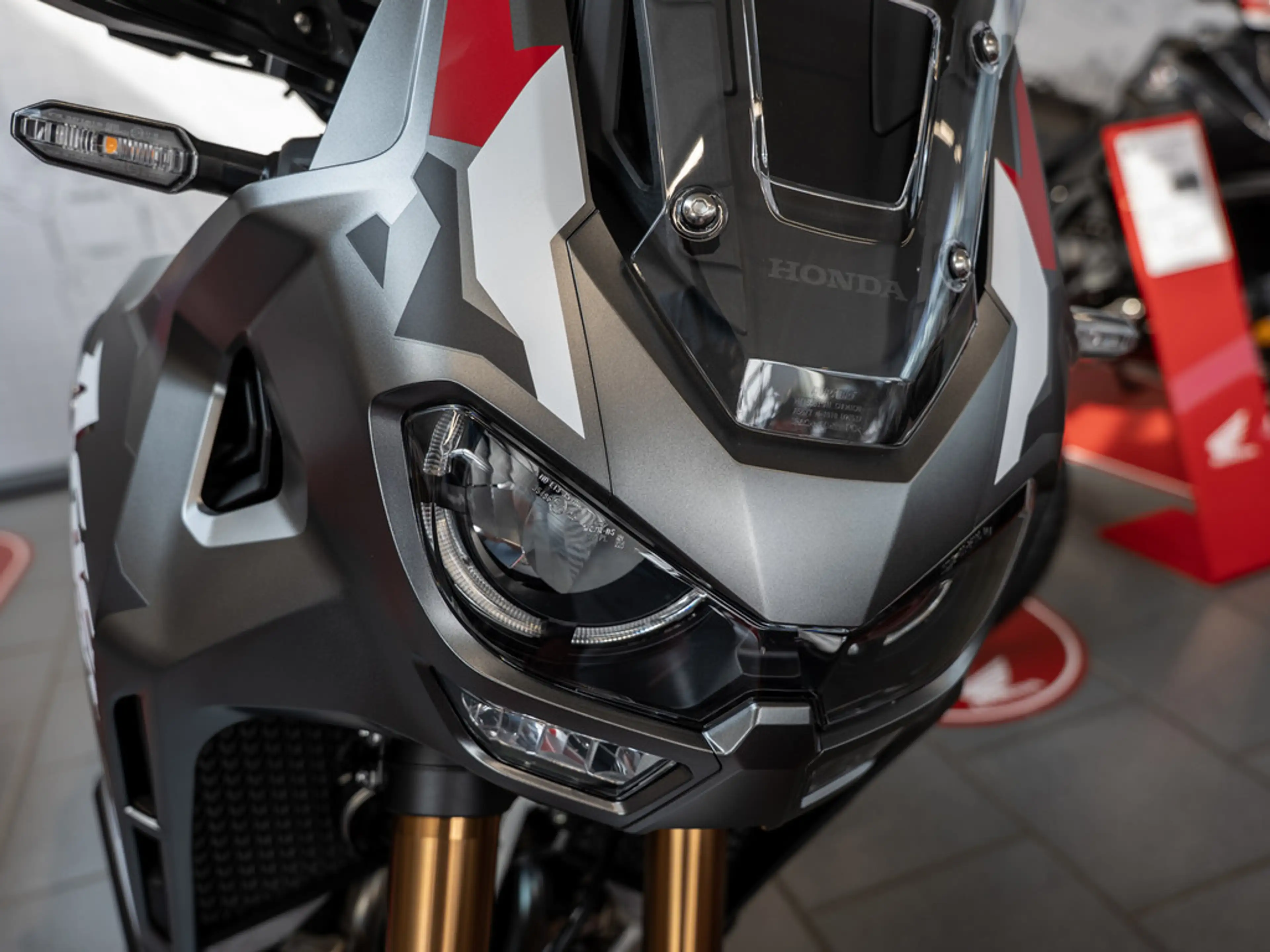 Honda CRF 1100 L Africa Twin LED SCHEINWERFER — photo 13