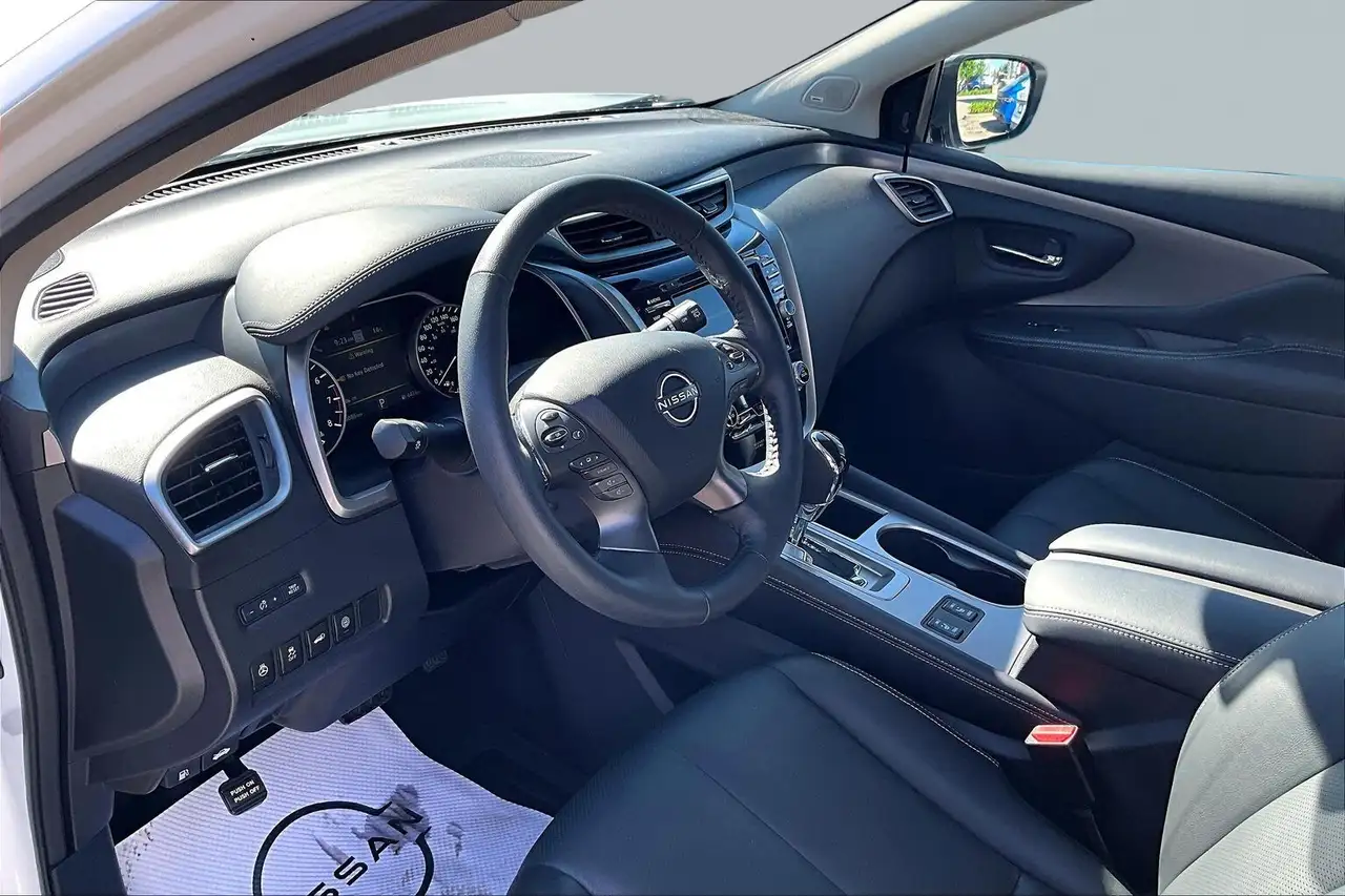 Nissan Murano снимка Nissan Murano