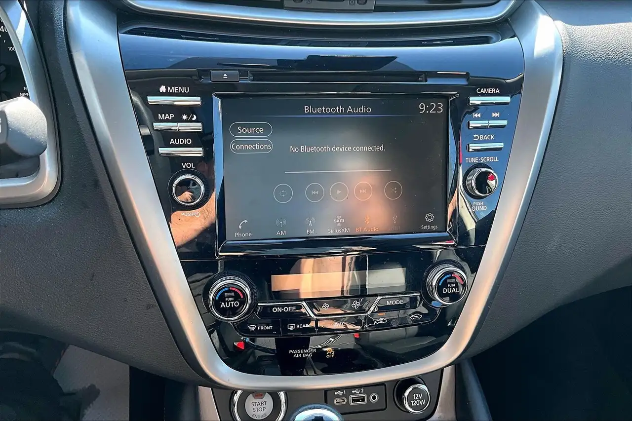 Nissan Murano снимка Nissan Murano
