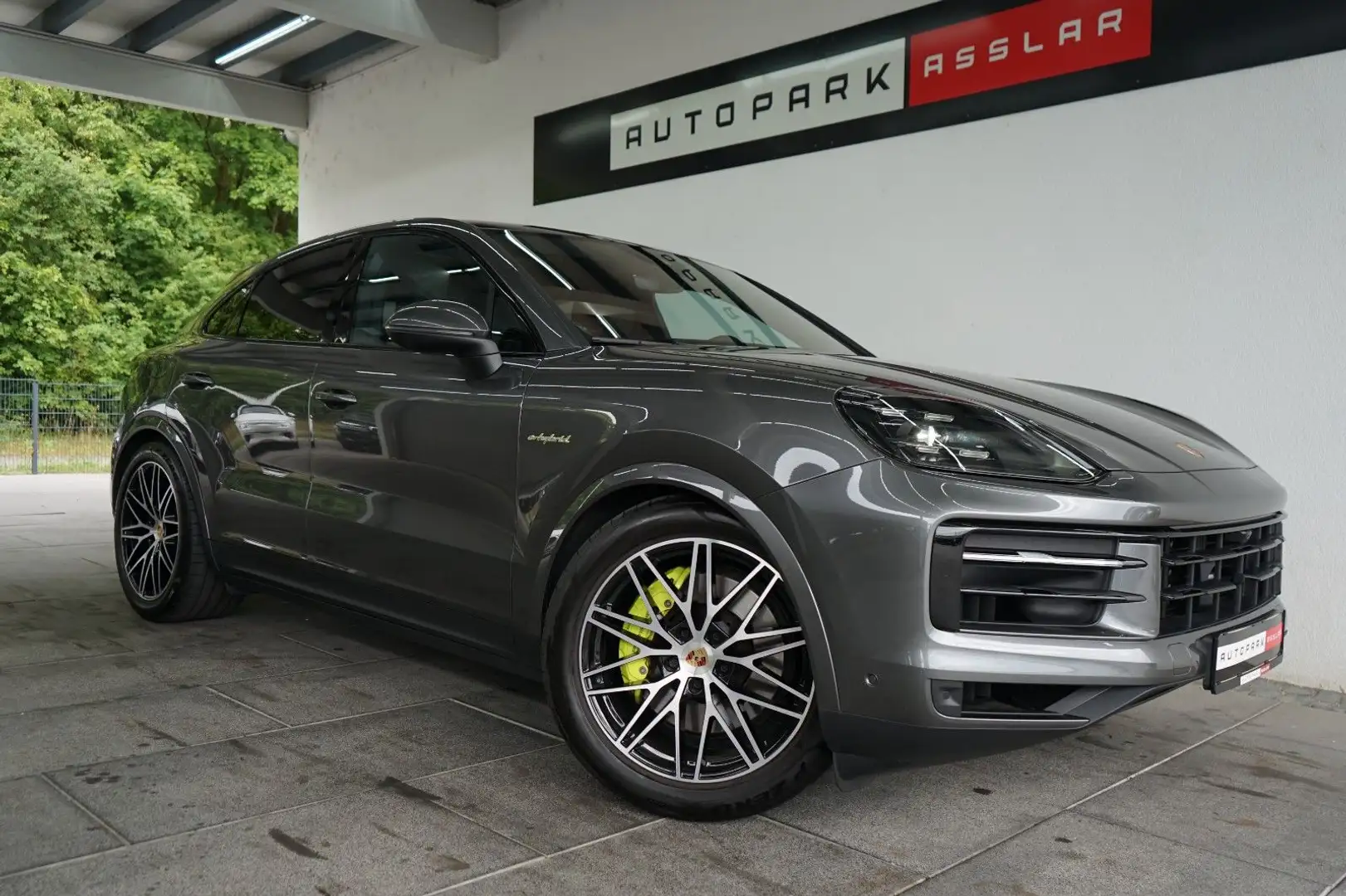 Porsche Cayenne Coupe E-Hybrid*LUFT/BOSE/14W/ACC/360°21z Gris - 1
