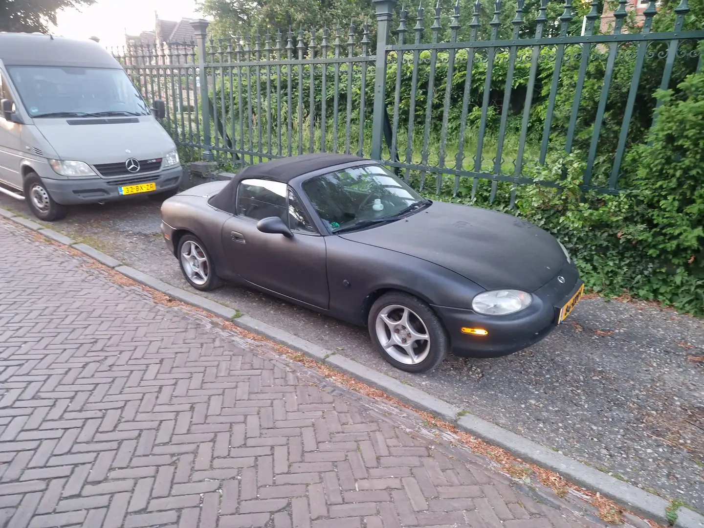 Mazda MX-5 1.6i Siyah - 1