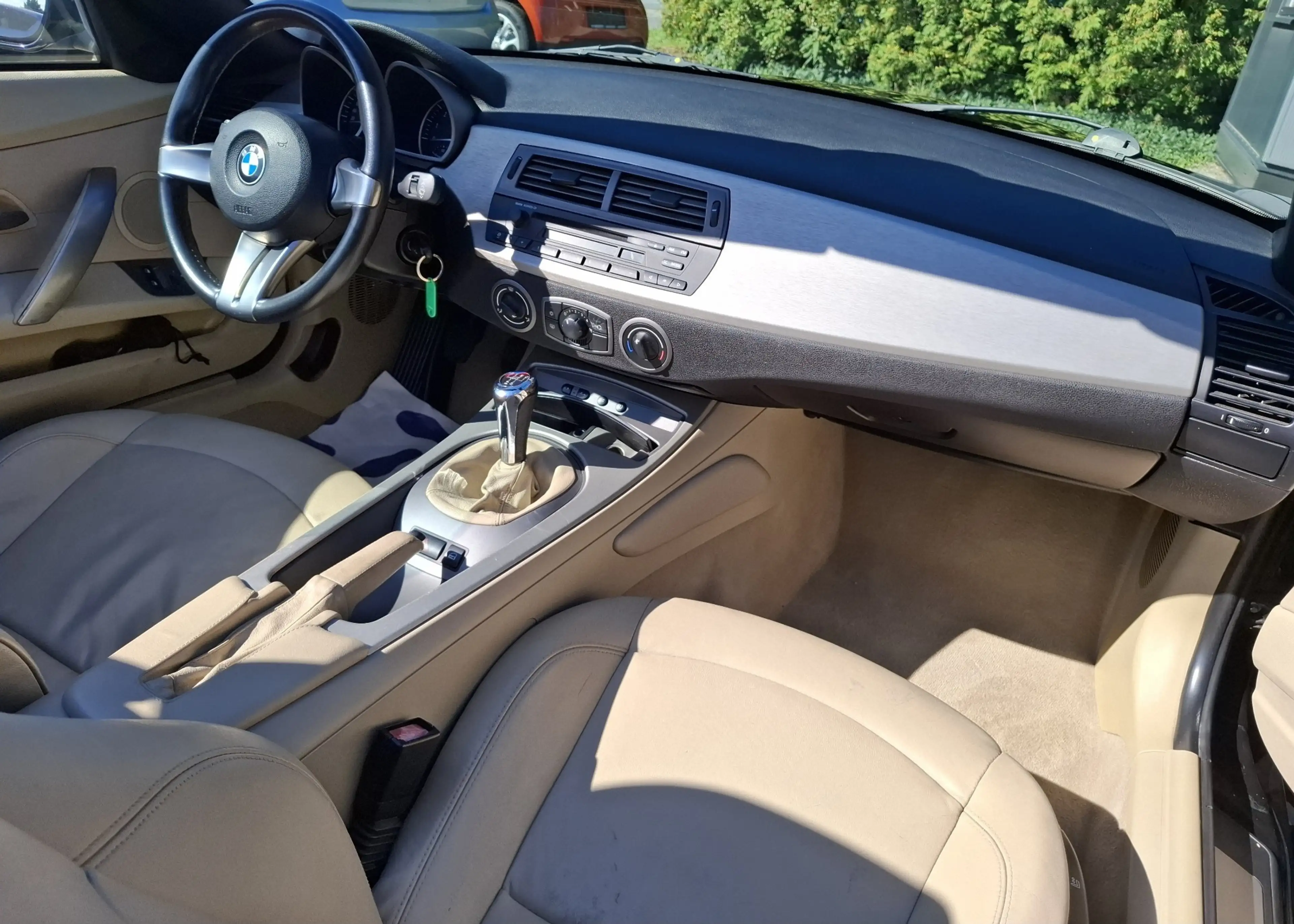 BMW Z4 2.2 i Roadster — photo 10
