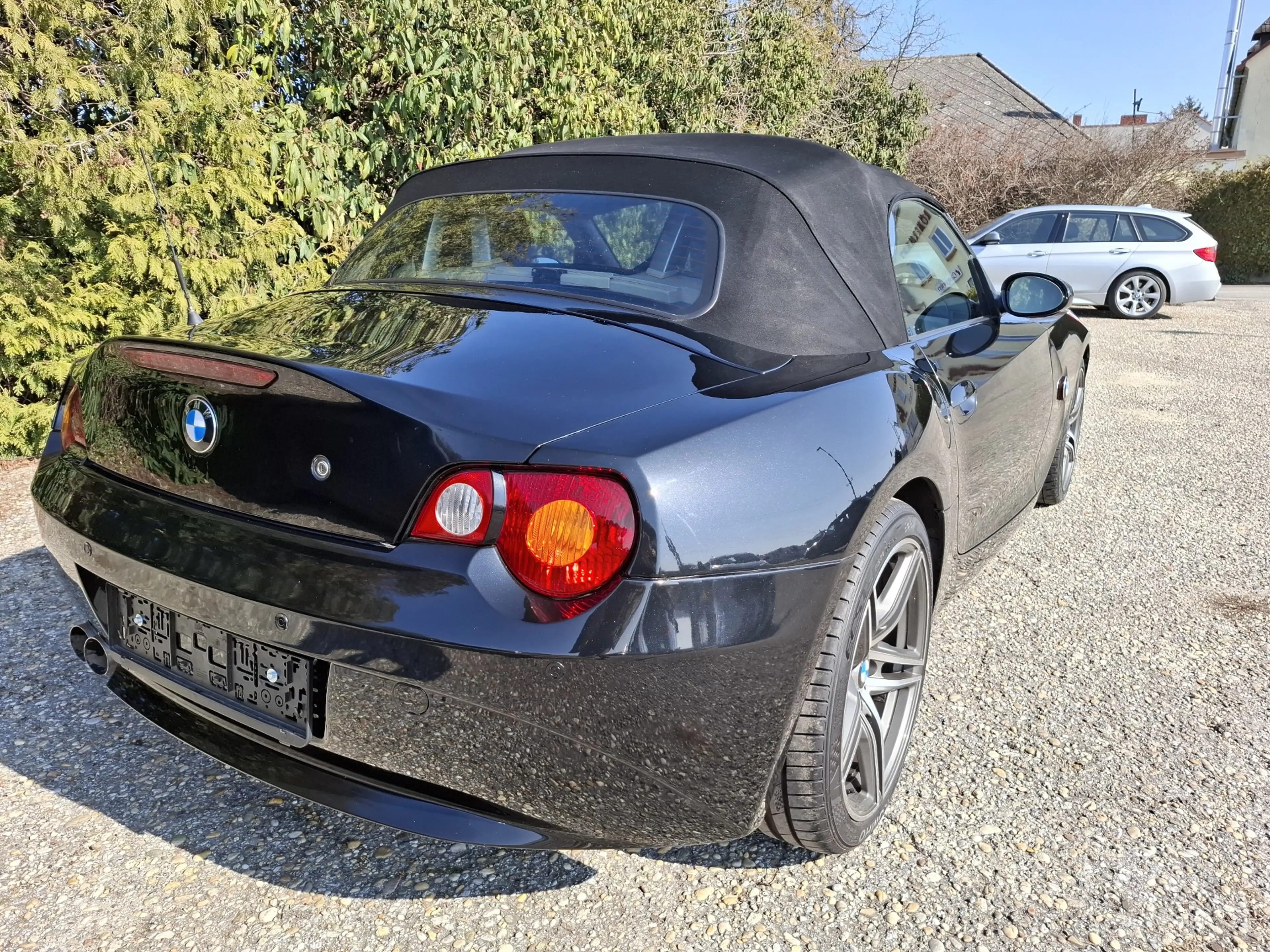 BMW Z4 2.2 i Roadster — photo 2