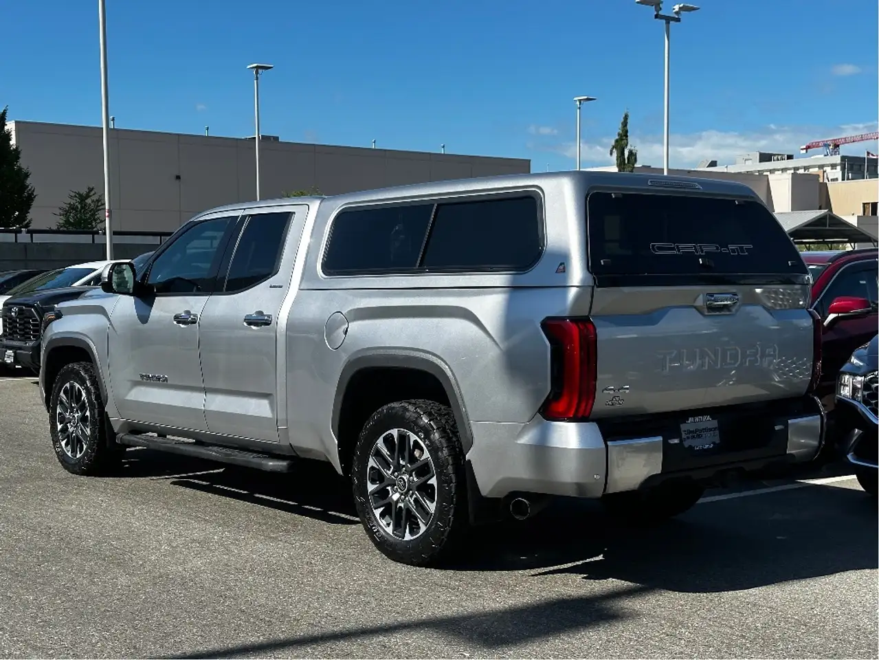 Toyota Tundra снимка Toyota Tundra