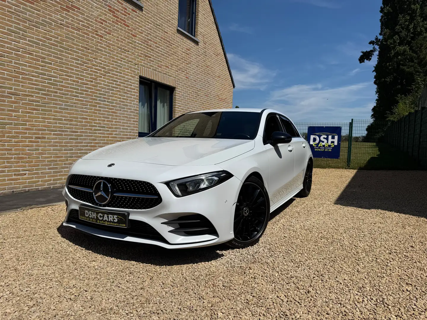 Mercedes-Benz A 180 Business Solution AMG Blanc - 1