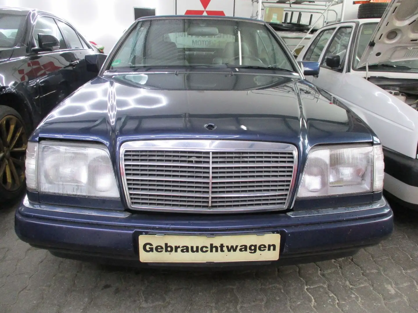 Mercedes-Benz E 220 Cabrio*A/T*Leder*Klima*Sportline*el. Sitze Blau - 1