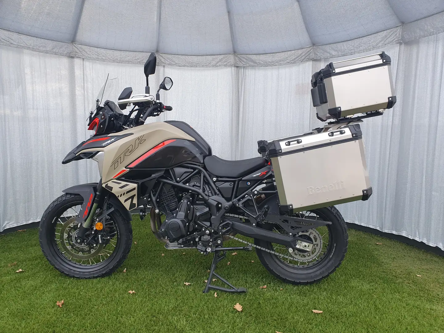 Benelli TRK 702 TRK 702X - 1