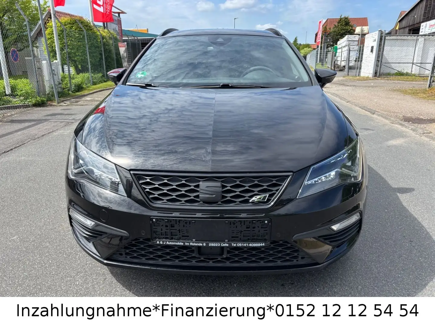 SEAT Leon ST Cupra 300 Noir - 1