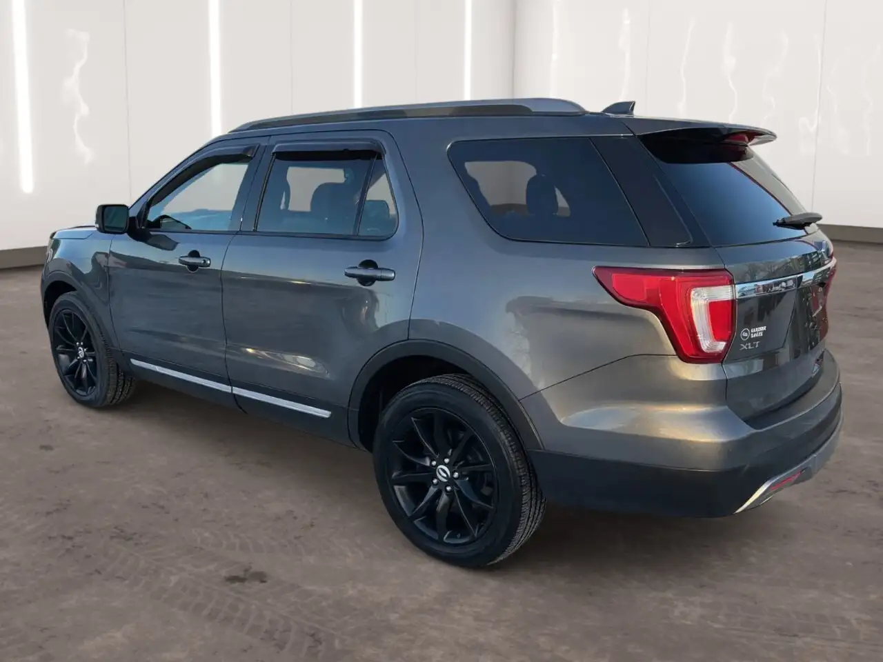 Ford Explorer photo Ford Explorer